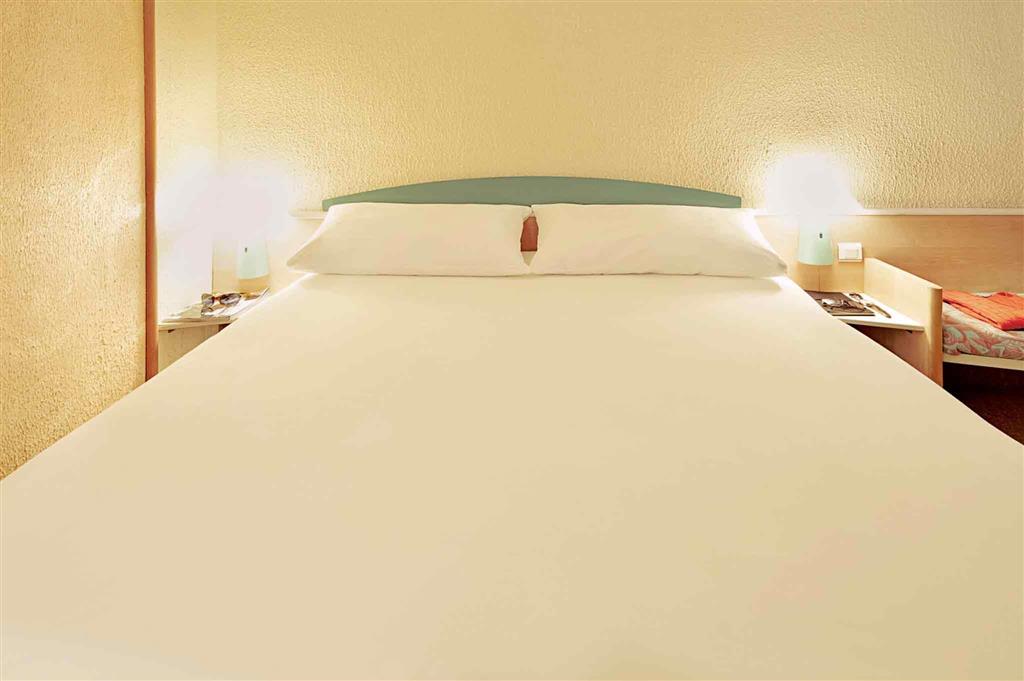 هتل ibis budget Malaga Aeropuerto Avenida Velazquez مالاگا