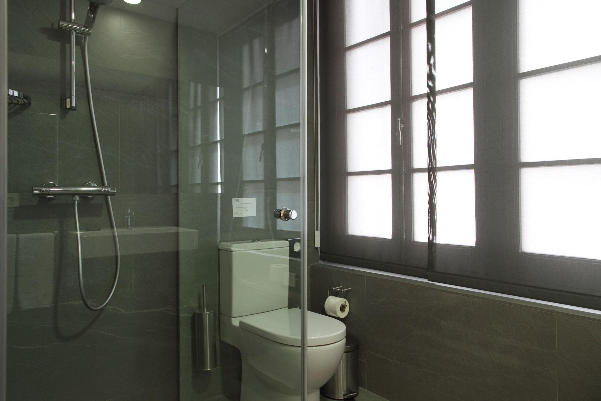 هتل THE 8 Boutique B&B بارسلونا