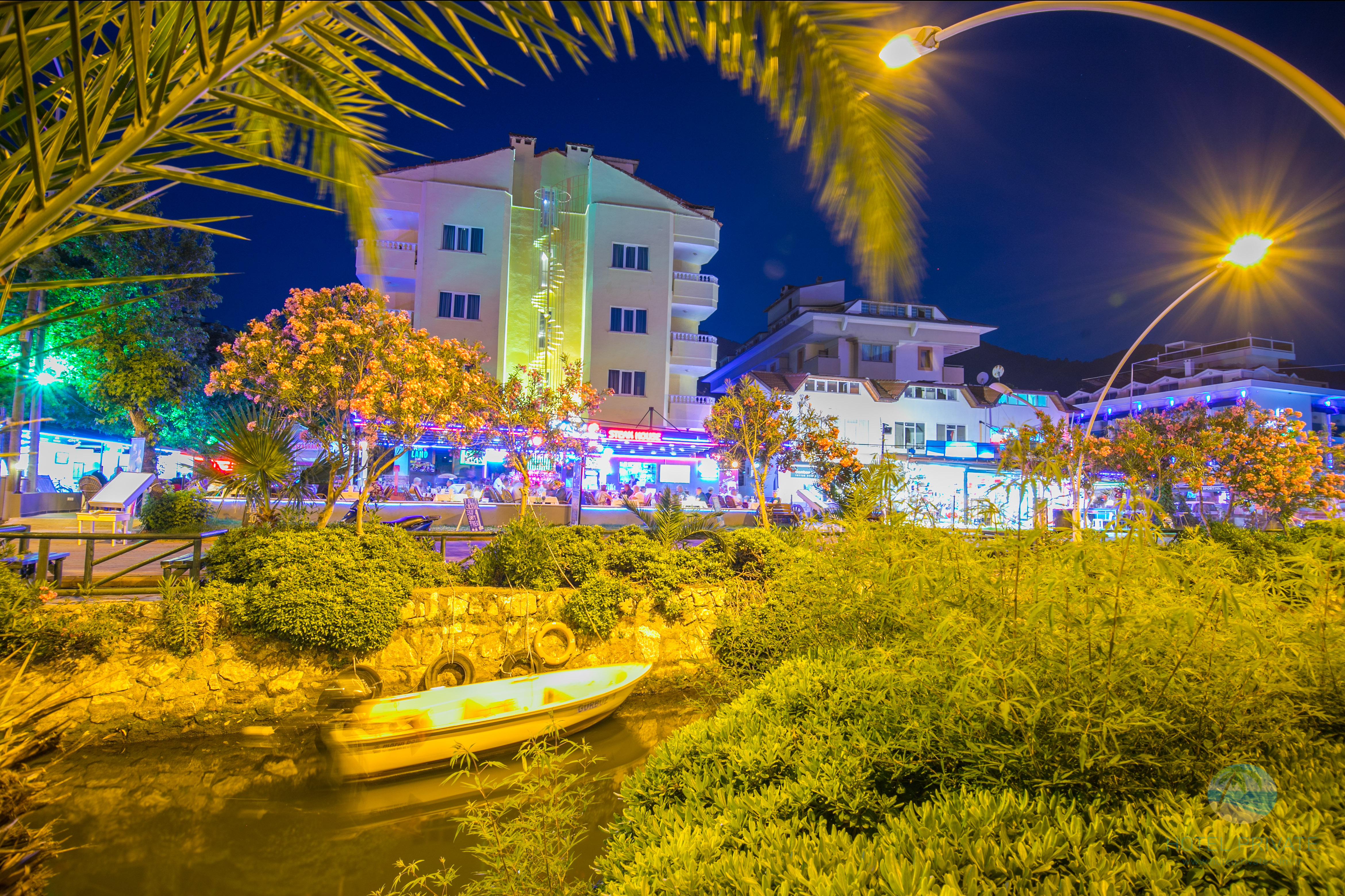 Alibaba https://cdn.alibaba.ir/ostorage/hotel/images/41D3C916/26531F3E395769DDD4F0CEE9ACD548C6.jpg