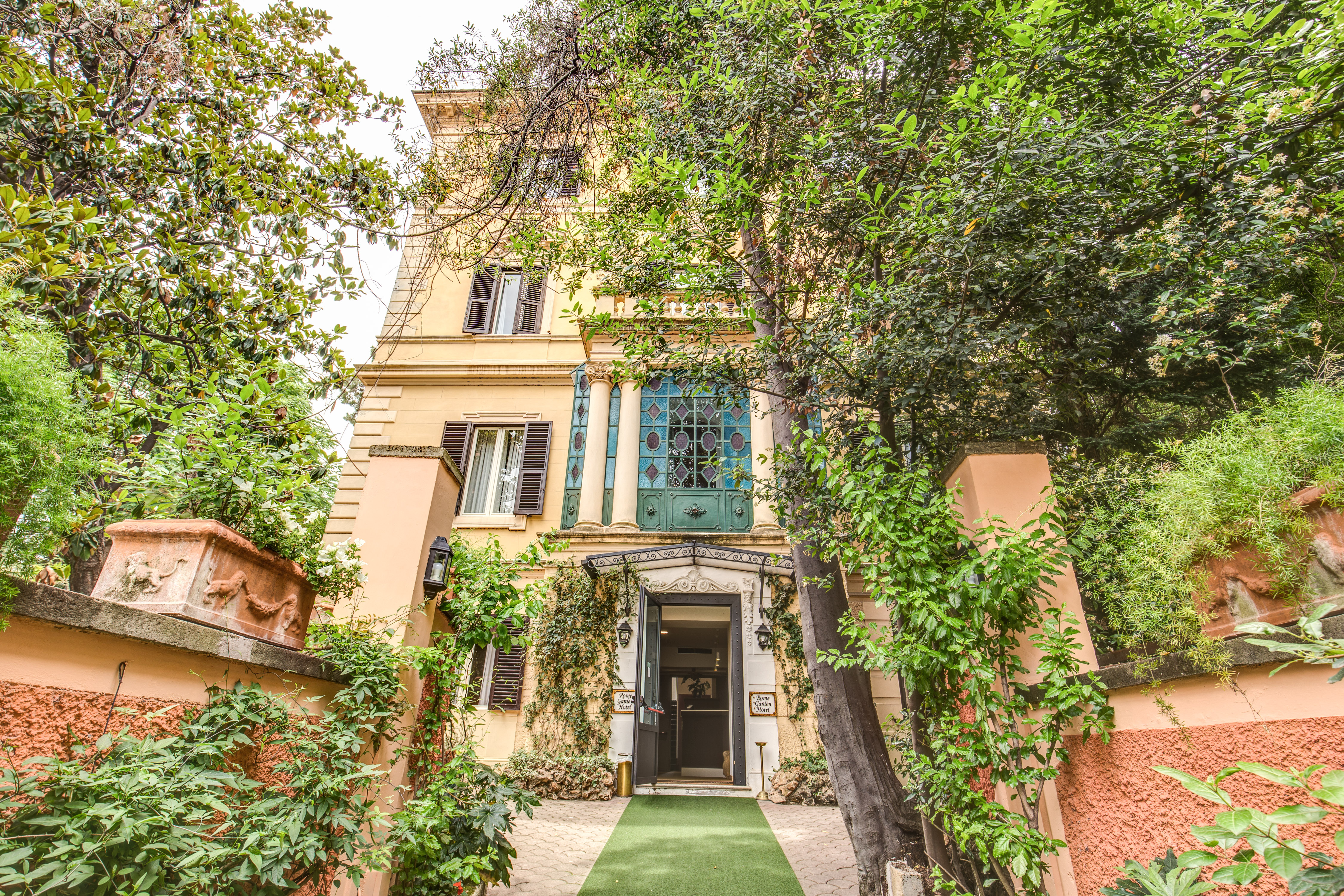 Alibaba https://cdn.alibaba.ir/ostorage/hotel/images/433B38FF/9E7A0B237D5F8EE9702E113BA7C4F871.jpg