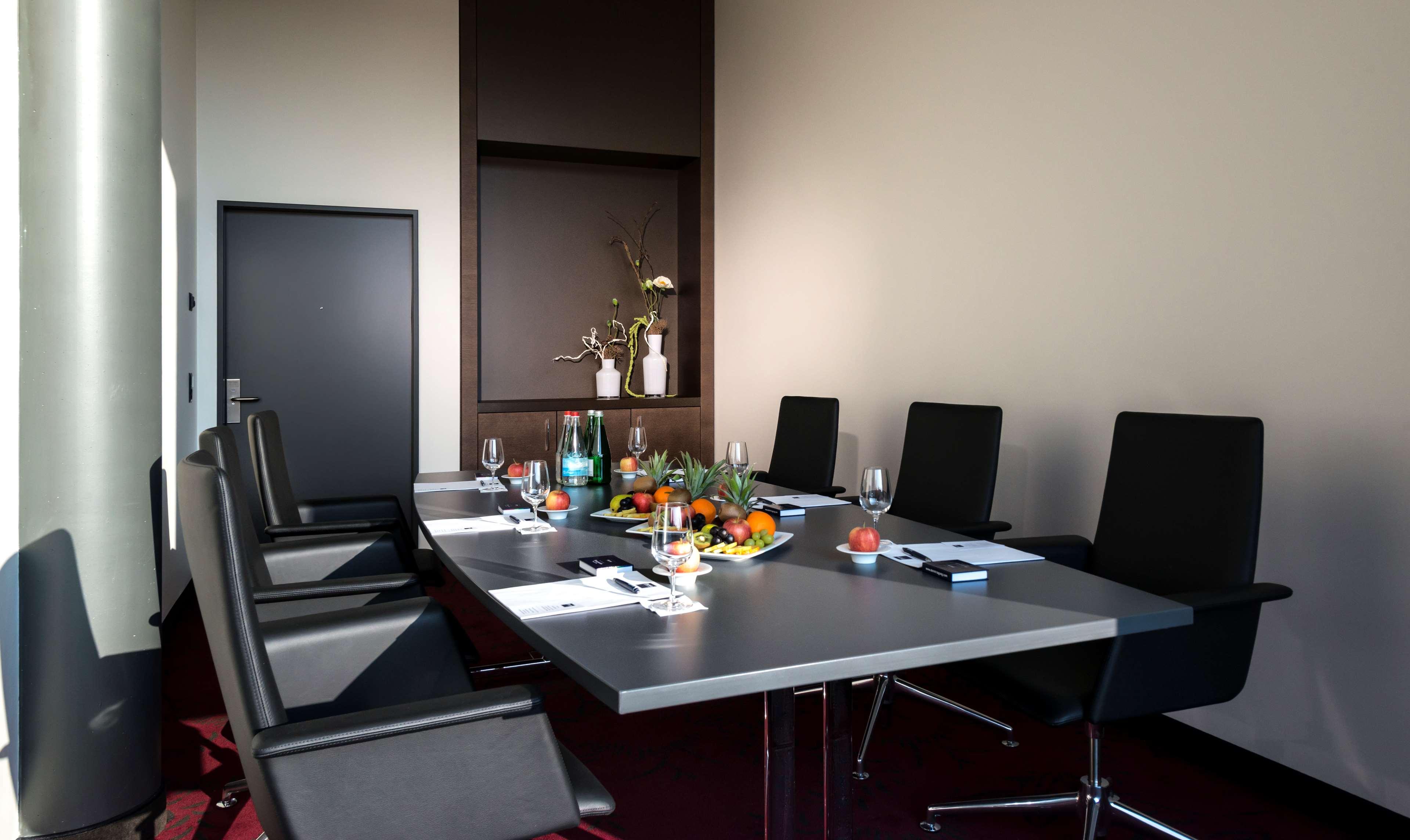 هتل Dorint Airport-Hotel Zürich Glattbrugg