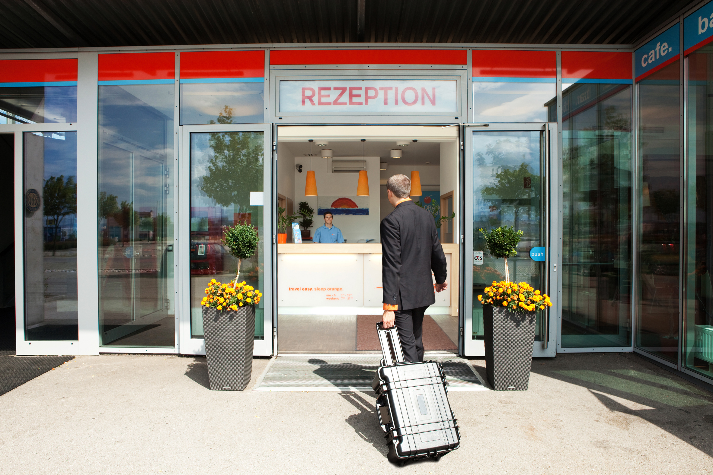 Alibaba https://cdn.alibaba.ir/ostorage/hotel/images/46180C99/20A9E93C1A22E003DE5698BD8C23987D.jpg