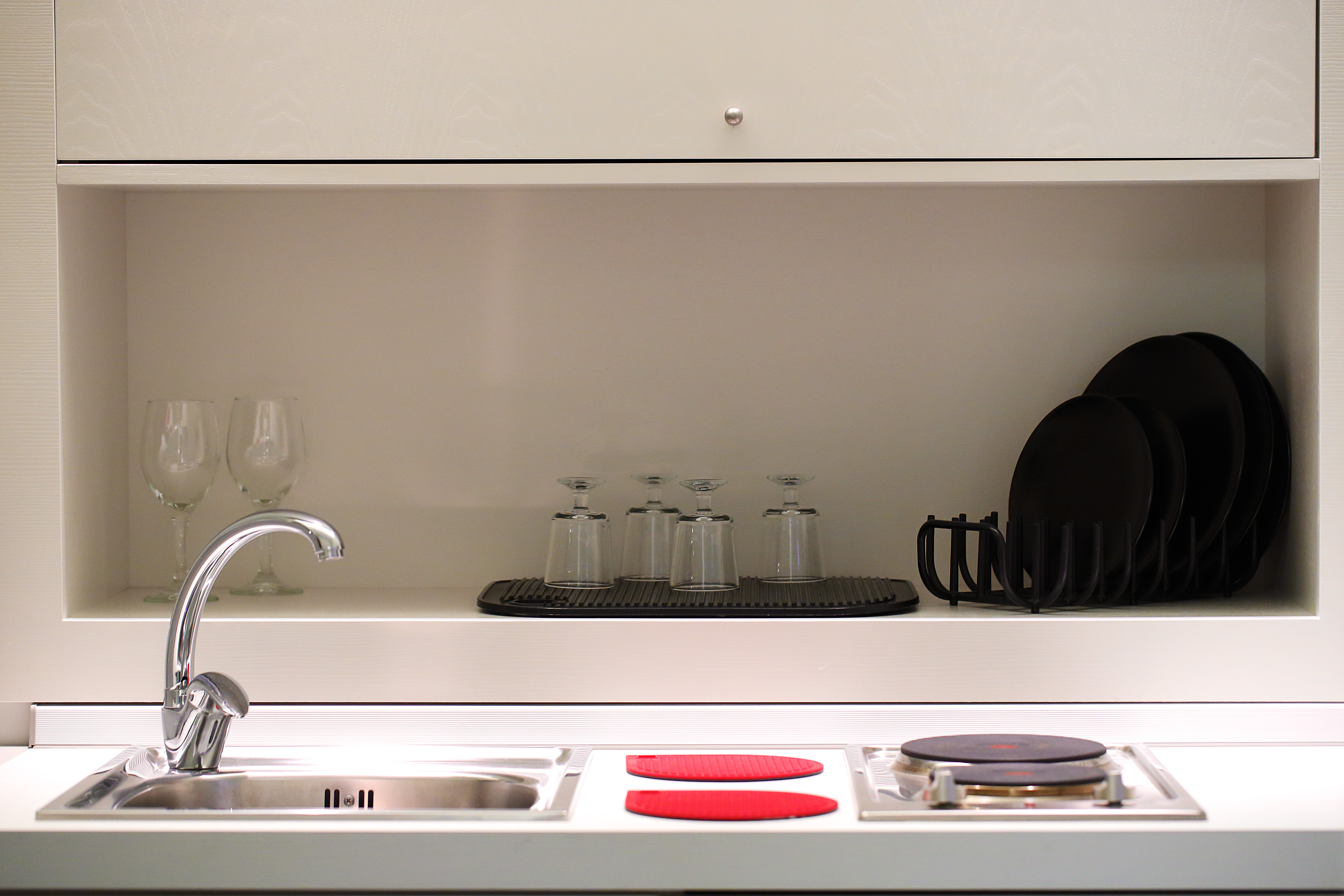 هتل Near Home Smart Suites رم