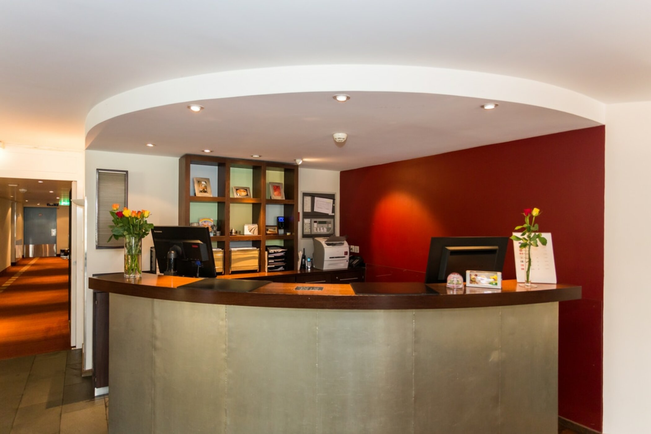 هتل Apart-Hotel Zurich Airport Opfikon