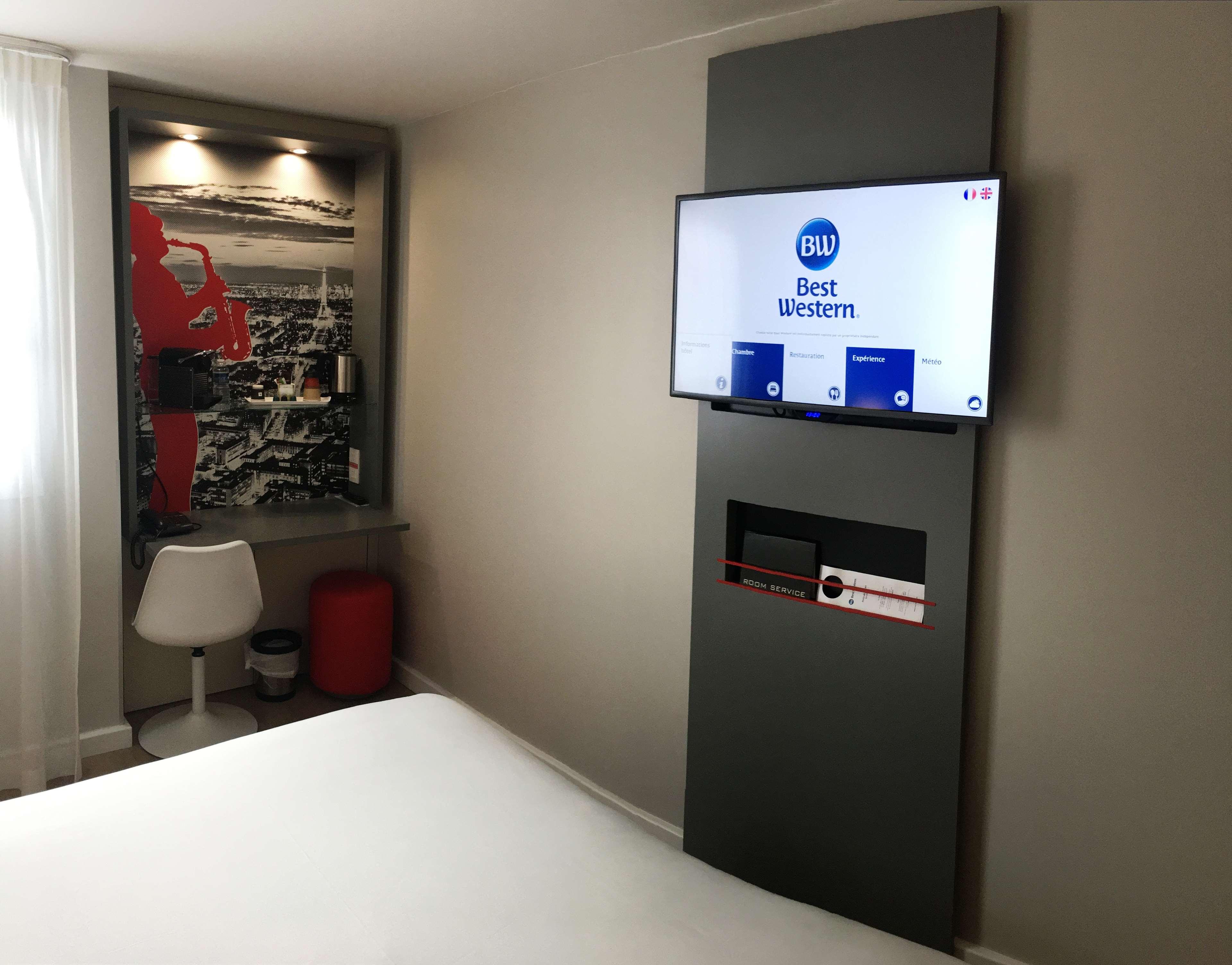 هتل Best Western Paris Saint-Quentin Montigny-le-Bretonneux