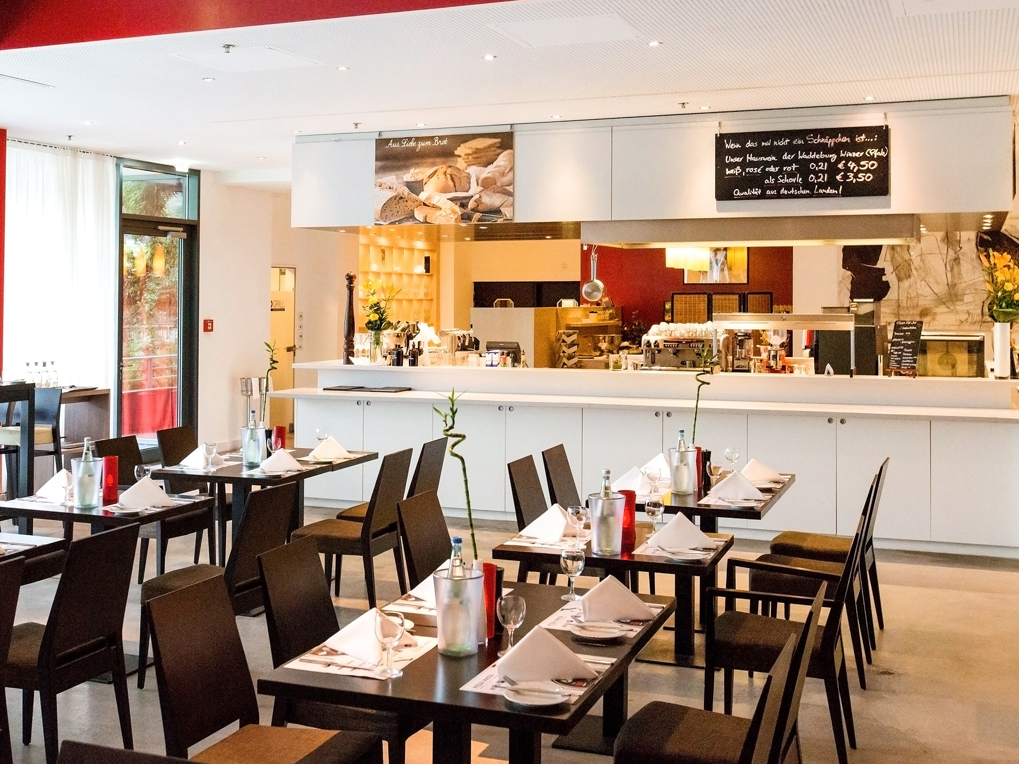 هتل DORMERO Hotel Hannover هانوفر