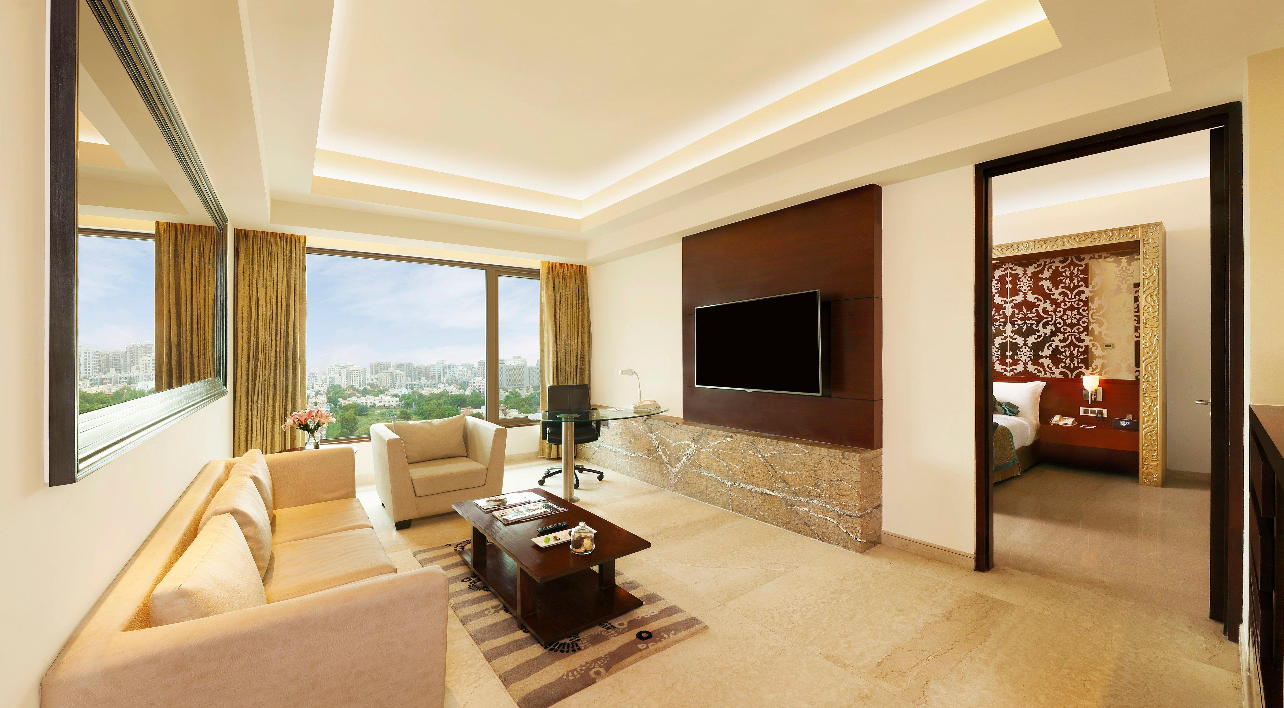 هتل Crowne Plaza Ahmedabad City Centre احمد آباد