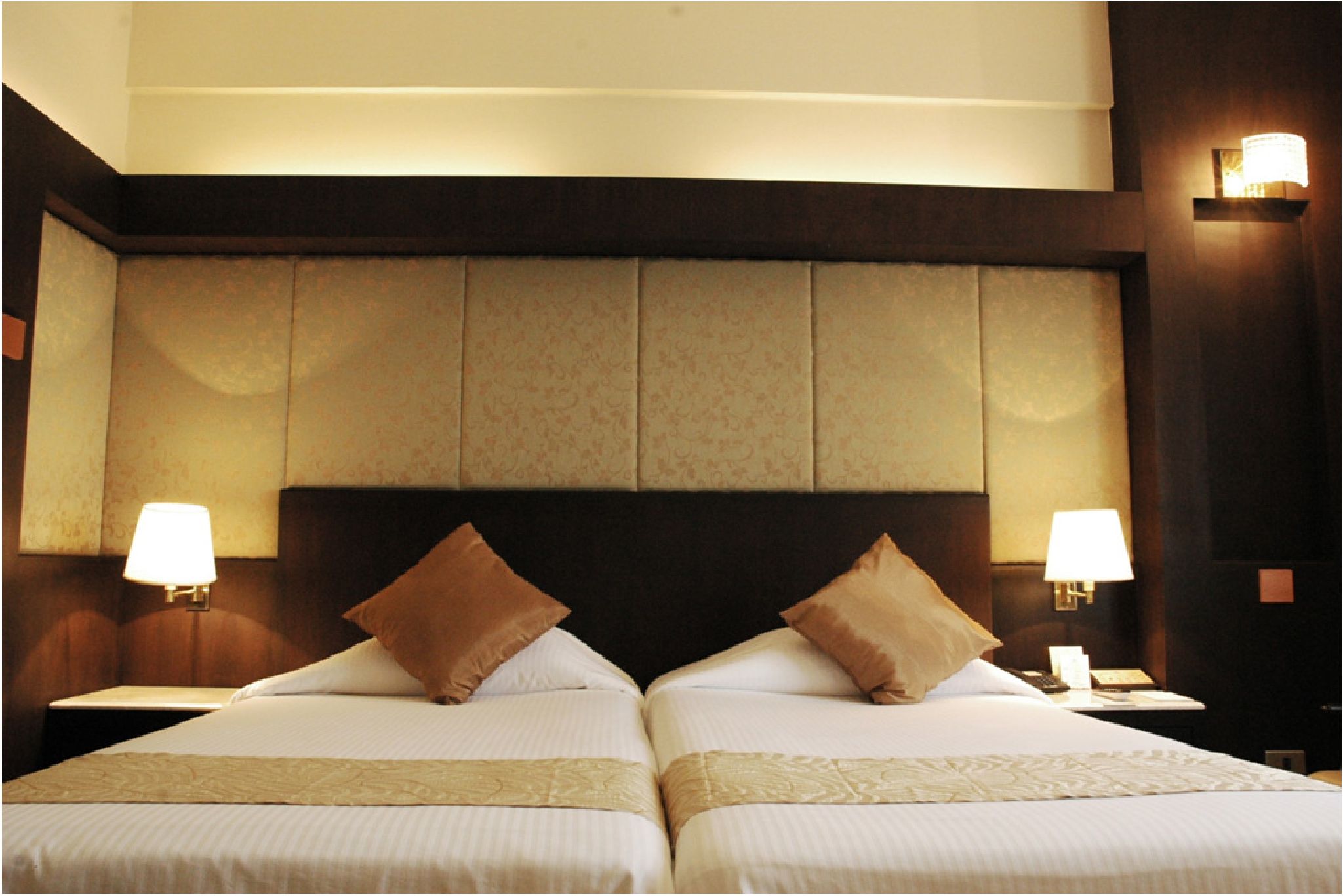 هتل Asia بانگکوک