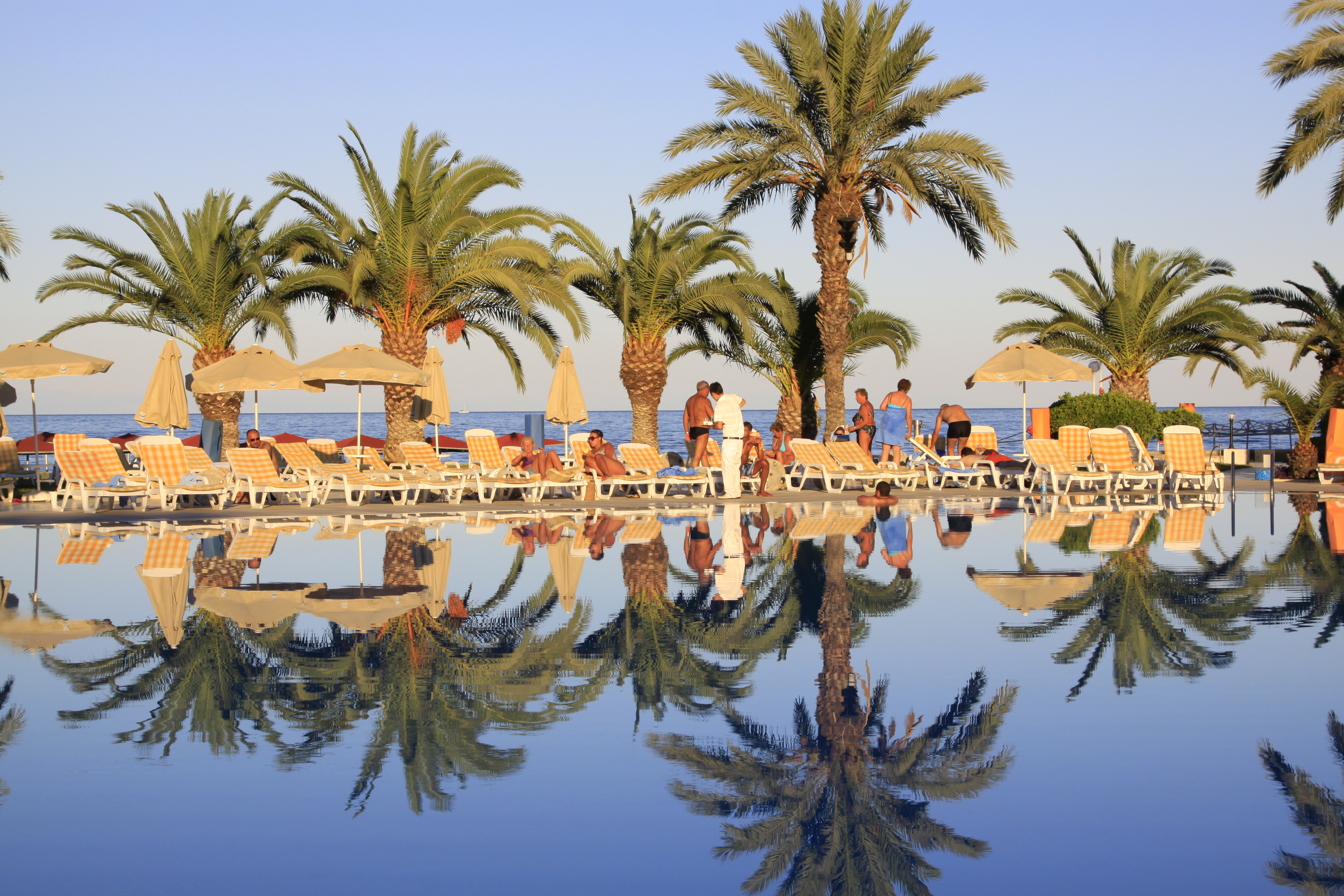 هتل TTH Hydros Club کمر