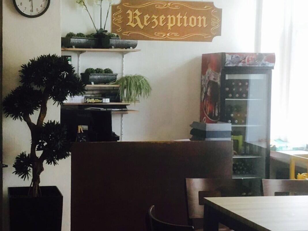 هتل Goldener Hahn دویسبرگ