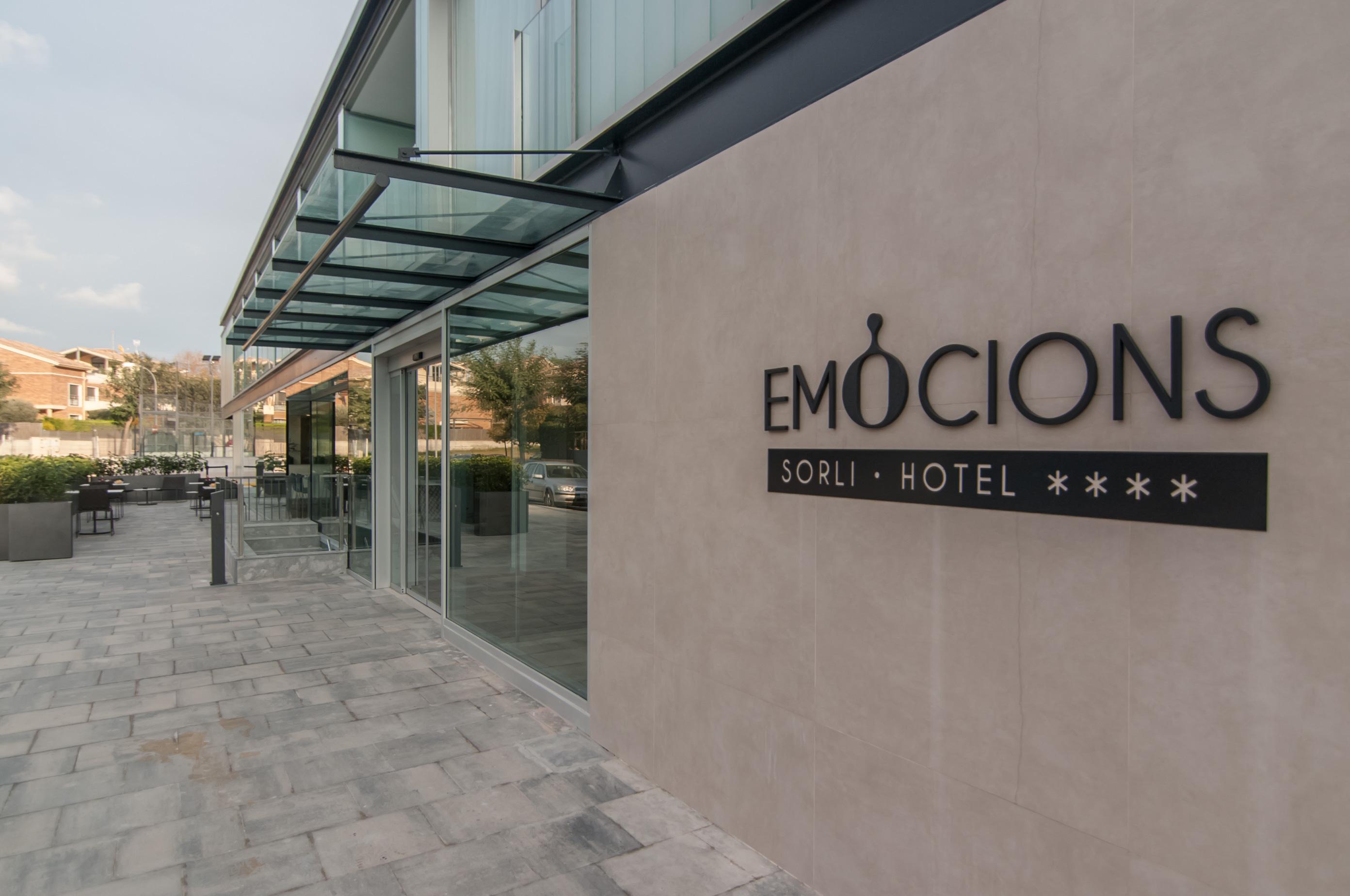 Alibaba https://cdn.alibaba.ir/ostorage/hotel/images/4B9294E2/46EDEEE224BAFC79D4E5A205F4054786.jpg