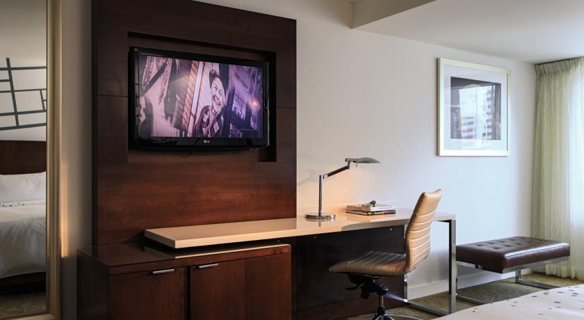 هتل Toronto Marriott City Centre Hotel تورنتو