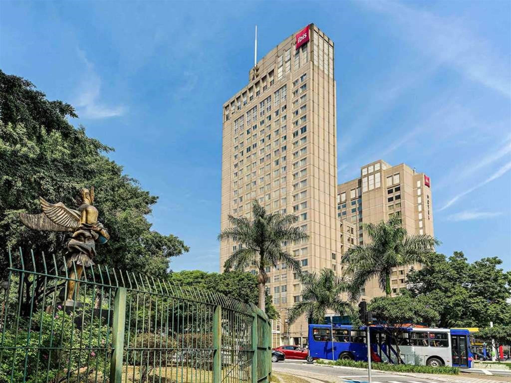 Alibaba https://cdn.alibaba.ir/ostorage/hotel/images/4C19BF0C/CB7B6C6AD0909557AEC7C86A6E8E8325.jpg