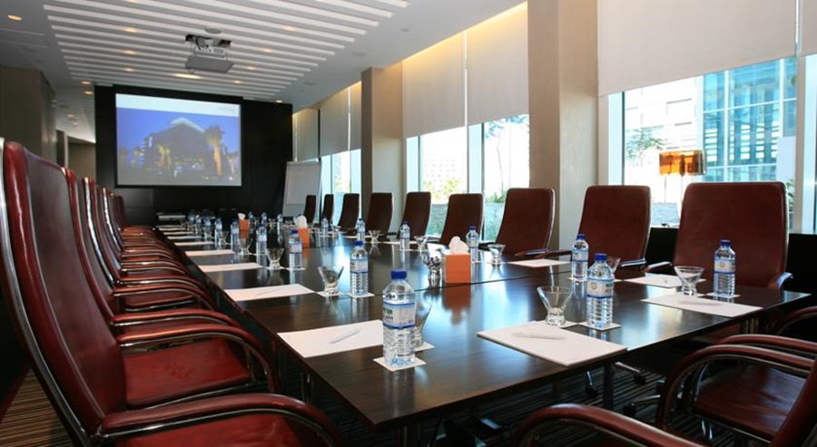 هتل Yas Island Rotana ابوظبی