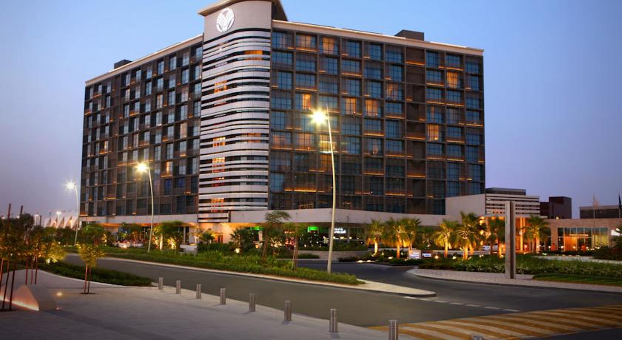 هتل Yas Island Rotana ابوظبی