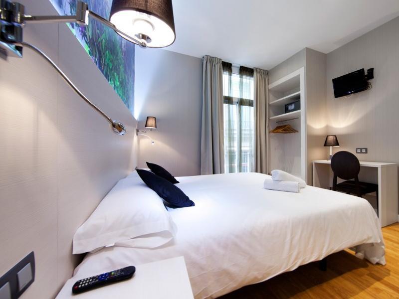 هتل Bcn Ramblas Hostal بارسلونا