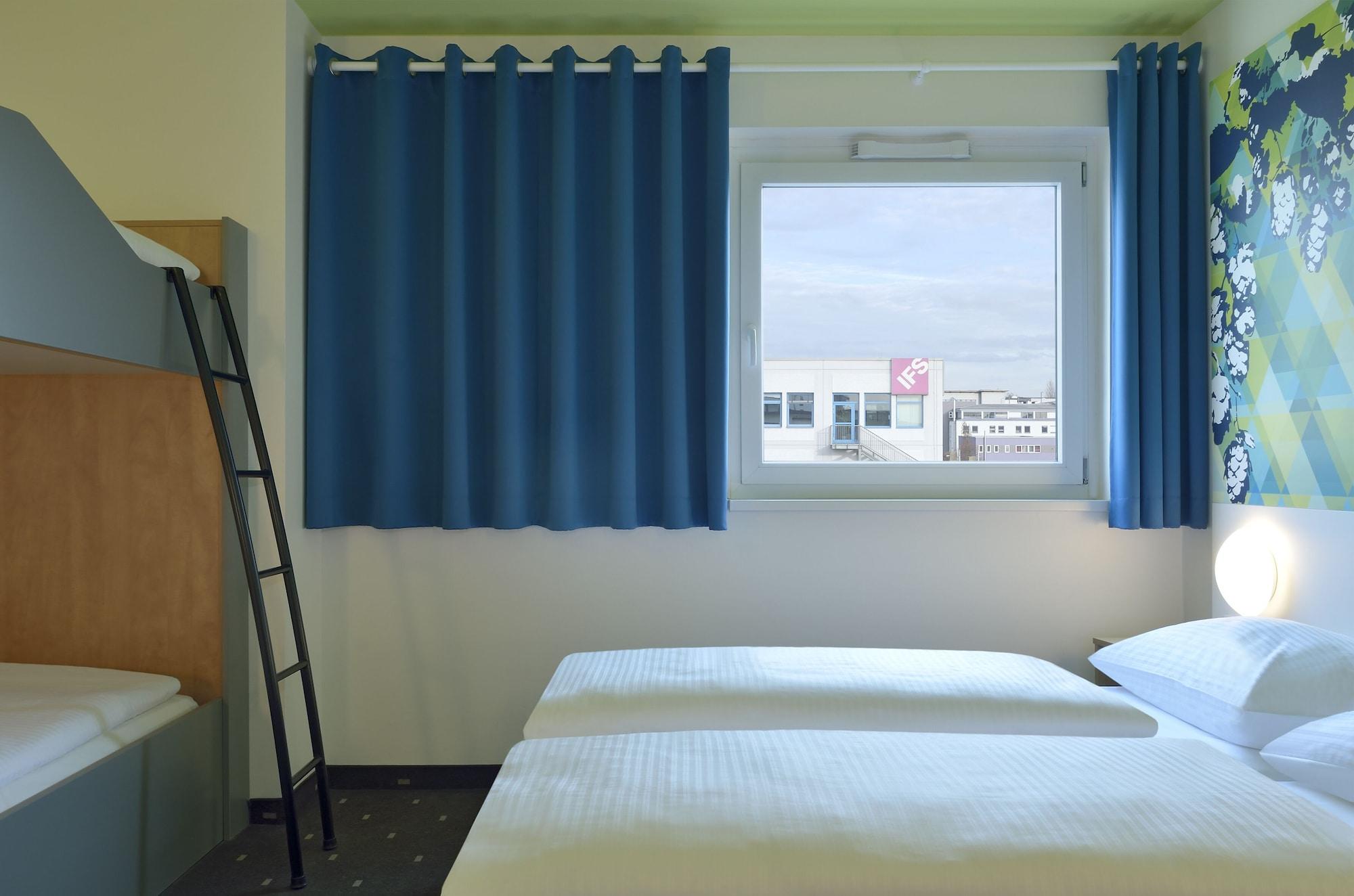 هتل B&B Hotel Erlangen Erlangen