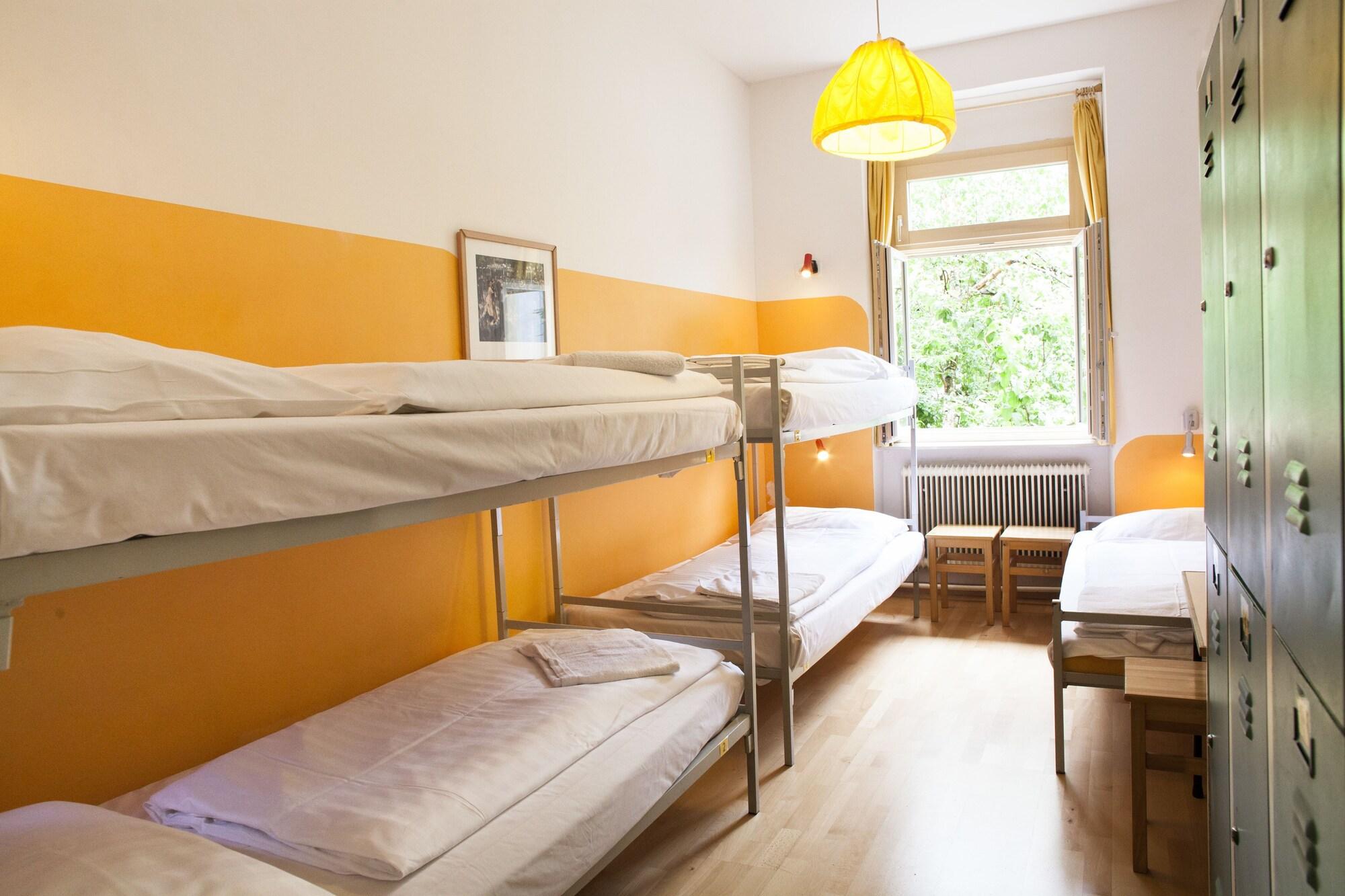 هتل هاستل روتهن اشتاینر وین