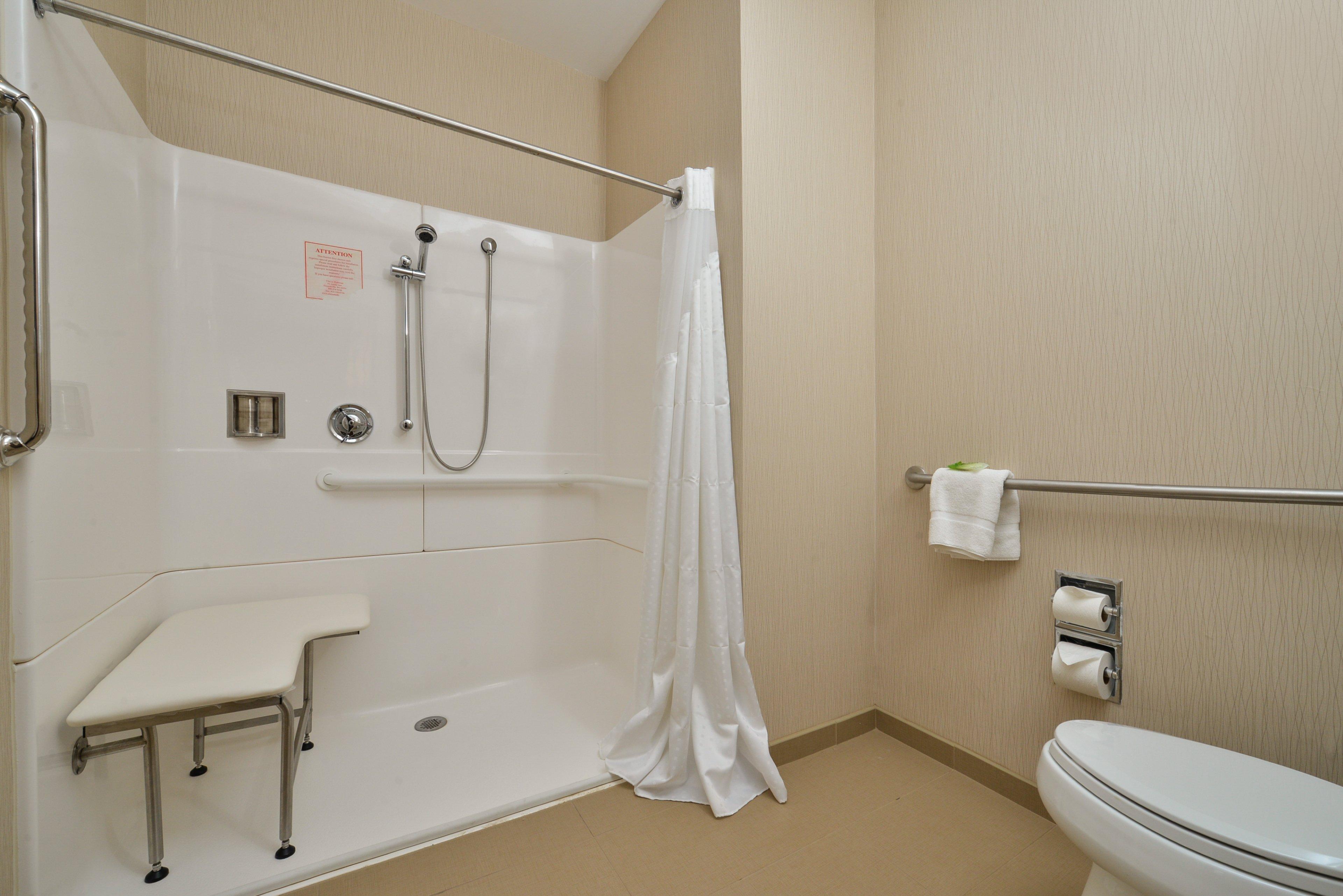 هتل Holiday Inn Express Boston Milford Milford