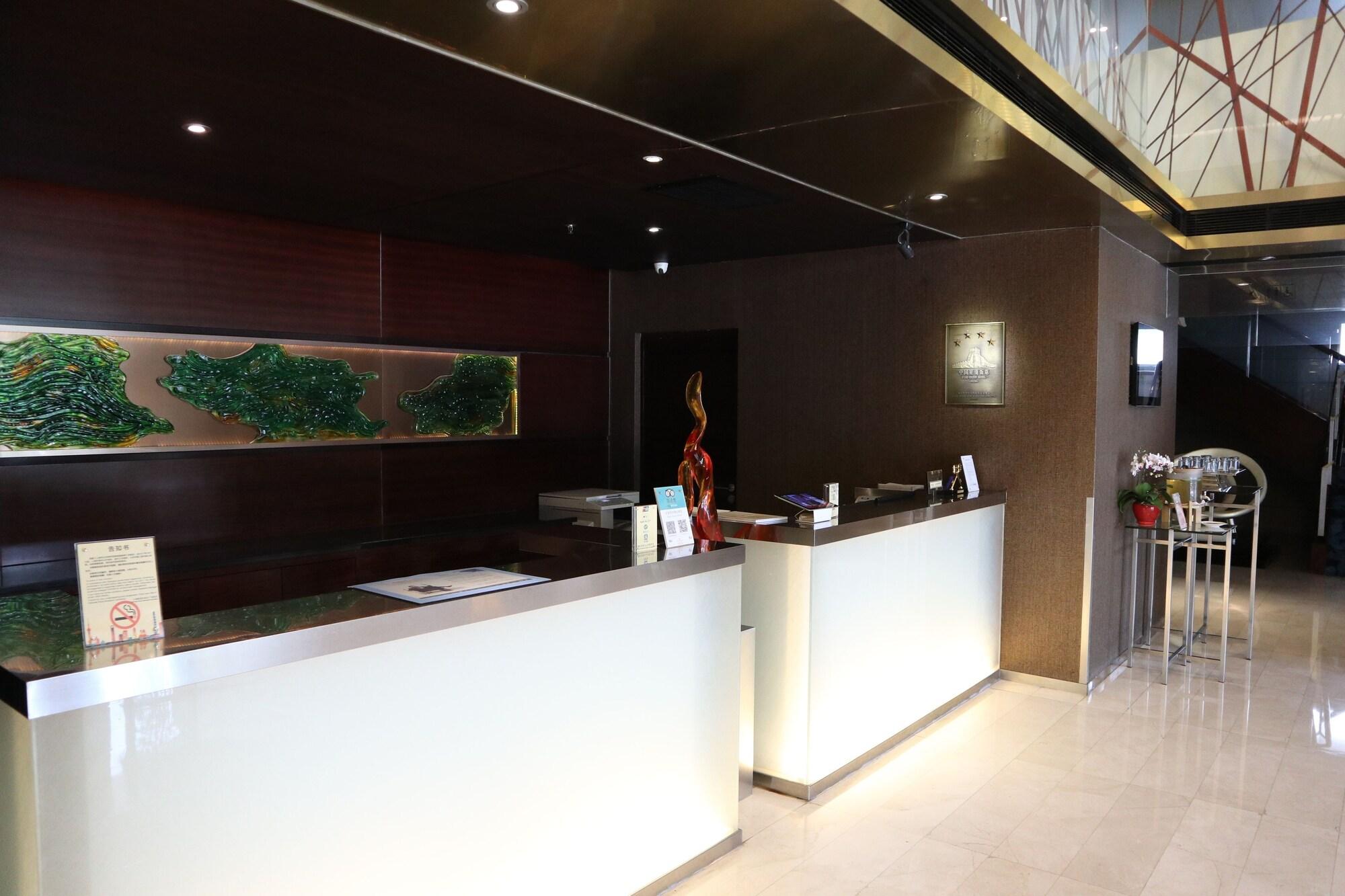 Alibaba https://cdn.alibaba.ir/ostorage/hotel/images/4F1D3627/337FCC96738A38B2B64AF6D0EEC45102.jpg