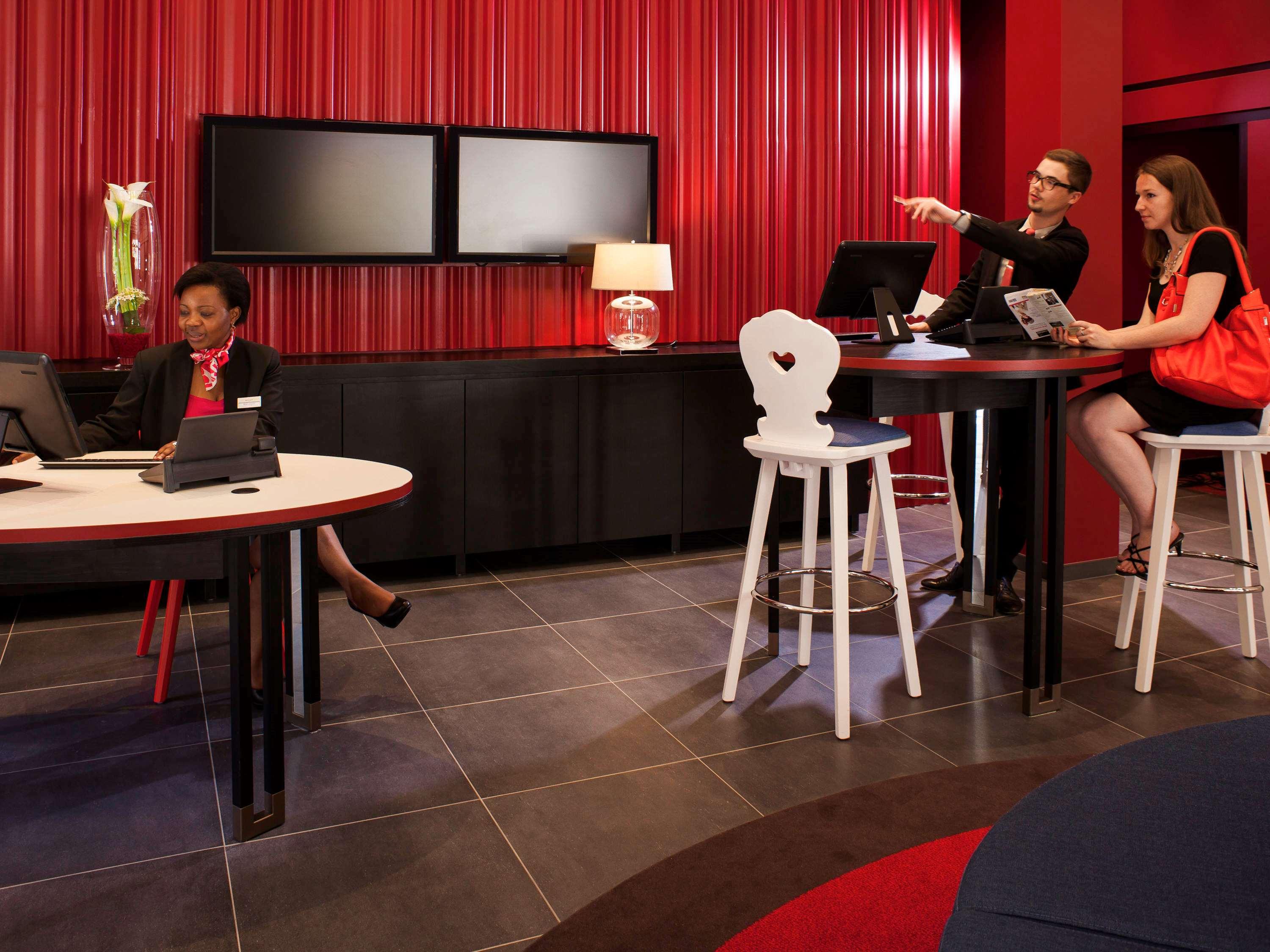 Alibaba https://cdn.alibaba.ir/ostorage/hotel/images/4F2A1A4D/EC5CDA4490DF331144254D04BE65A637.jpg