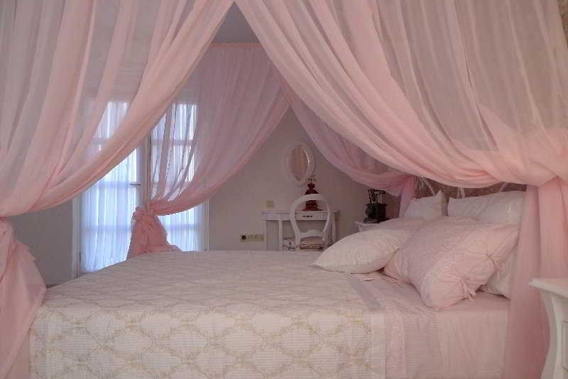 هتل Chigdem Hotel Alacati
