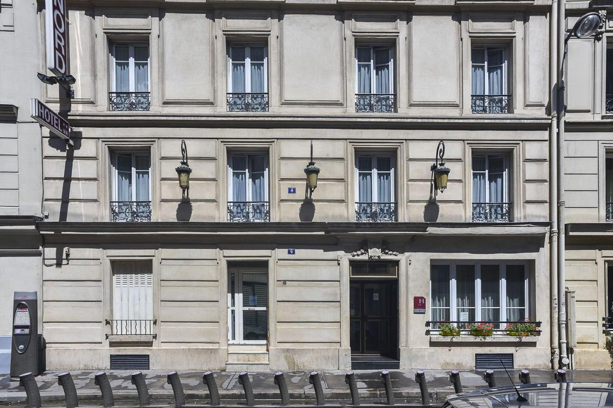 تصاویر Hotel Hôtel de Paris Nord