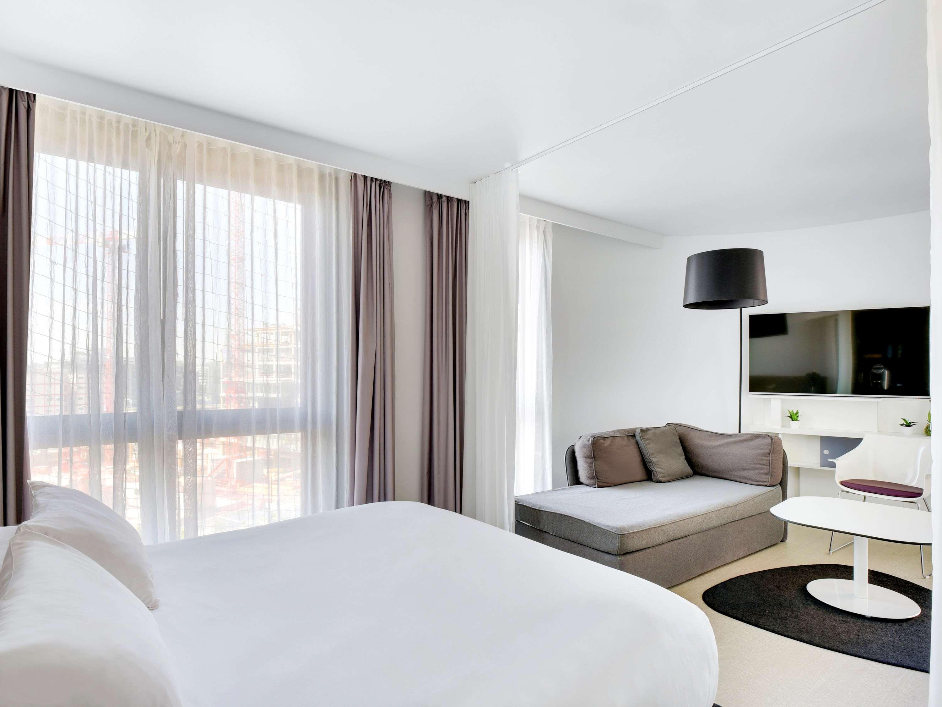 هتل Novotel Suites Paris Issy les Moulineaux Issy-Les-Moulineaux