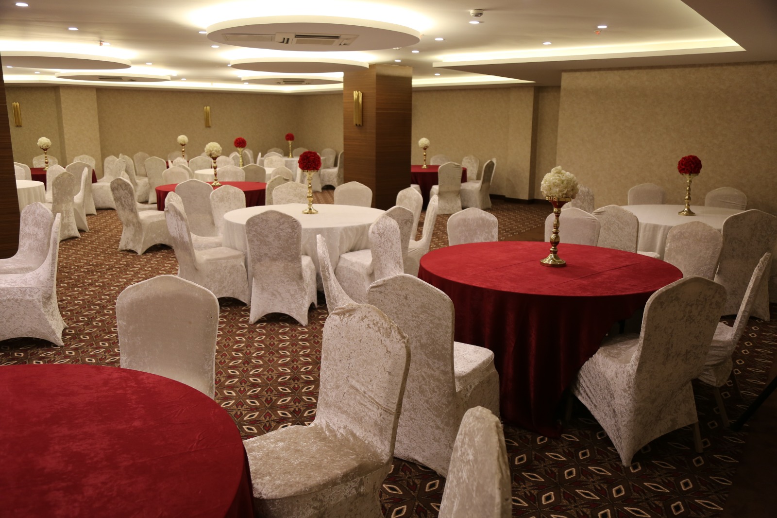 عکس های Hotel Grand Vaves Hotel