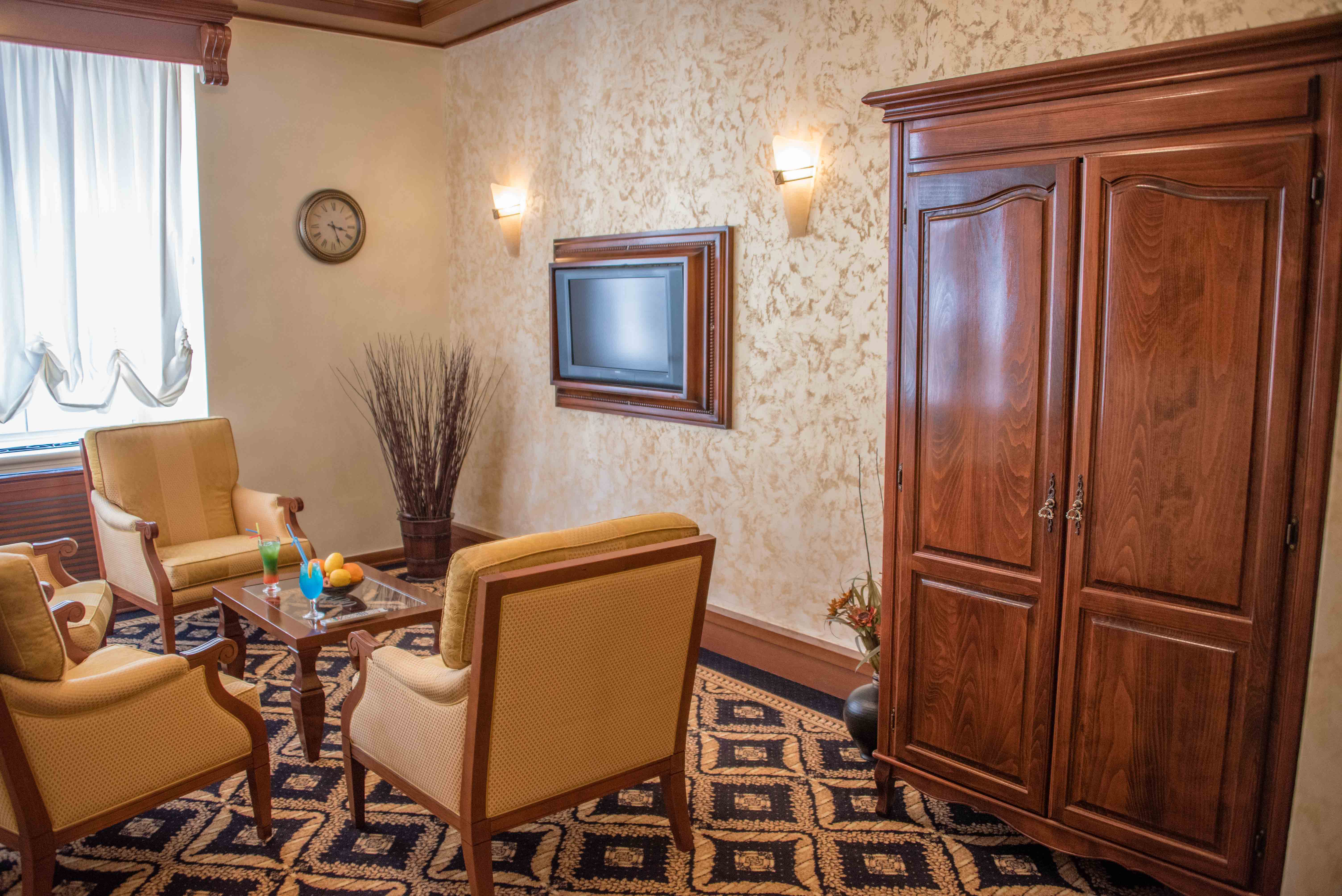 هتل Historic Boutique Hotel Cattaro کوتور
