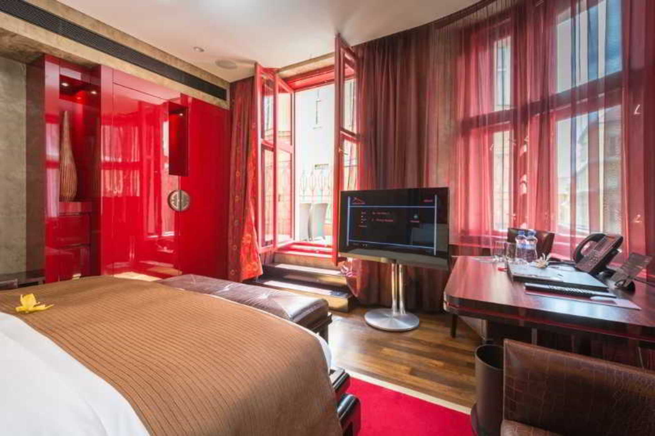 هتل Buddha-Bar Hotel Prague پراگ