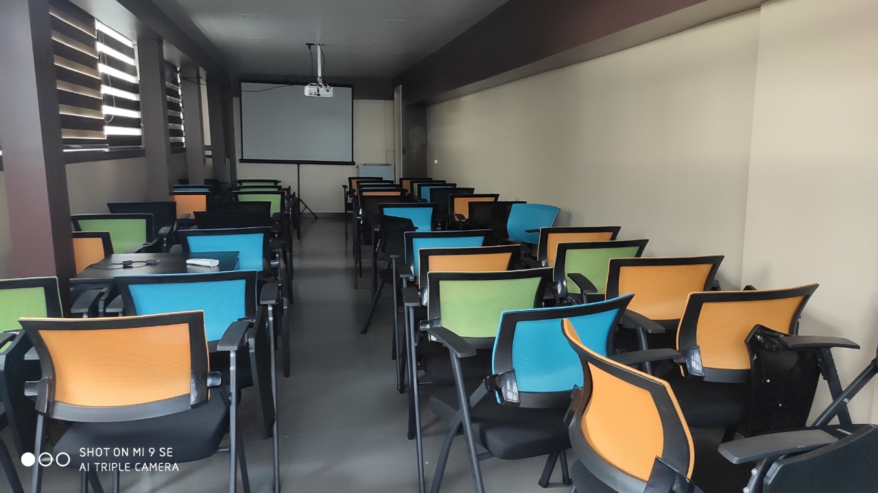 هتل The Beehive ماله