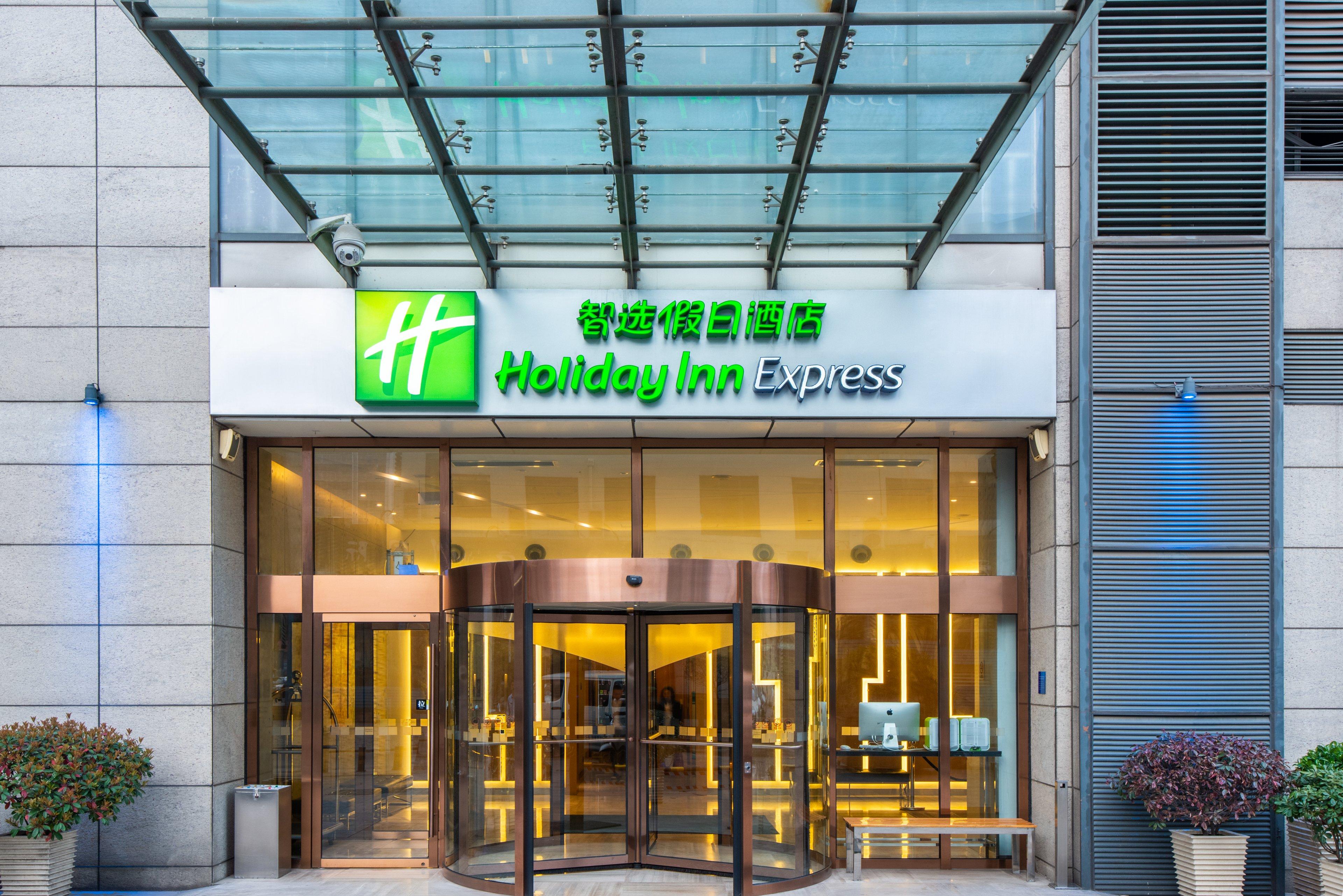 Alibaba https://cdn.alibaba.ir/ostorage/hotel/images/5136B3C5/0A25B7E0CF91AC80F7BA27F3DC723A44.jpg