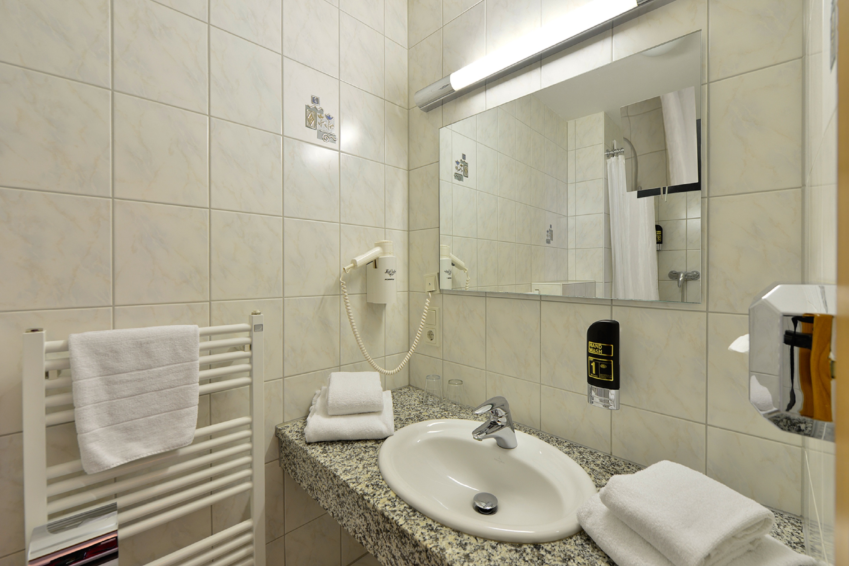 هتل Hotel Domstern کلن