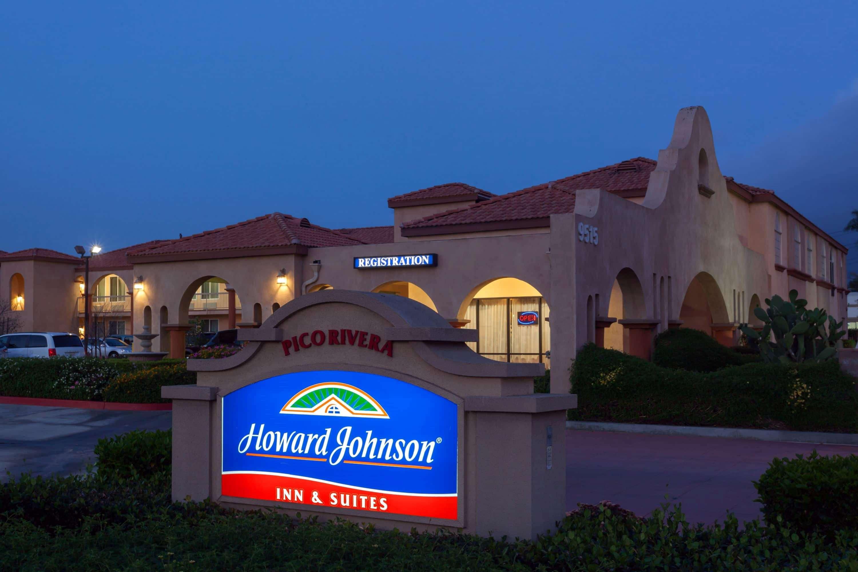 هتل Howard Johnson Inn & Suites Pico Rivera Pico Rivera