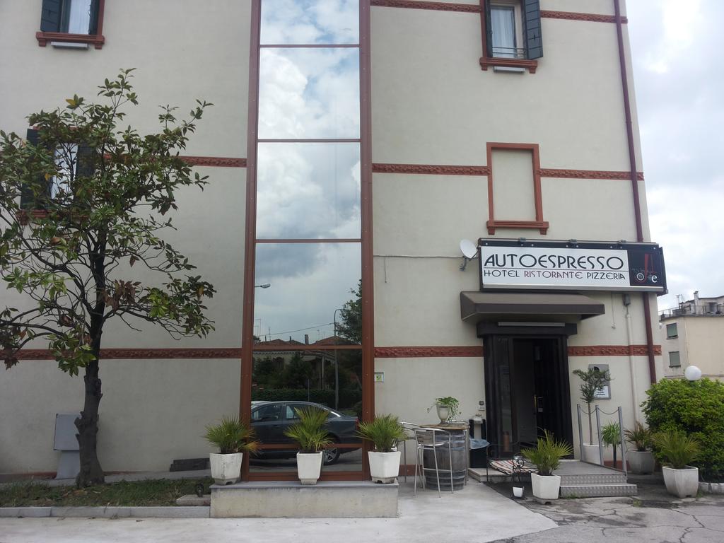 هتل Hotel Autoespresso Marghera