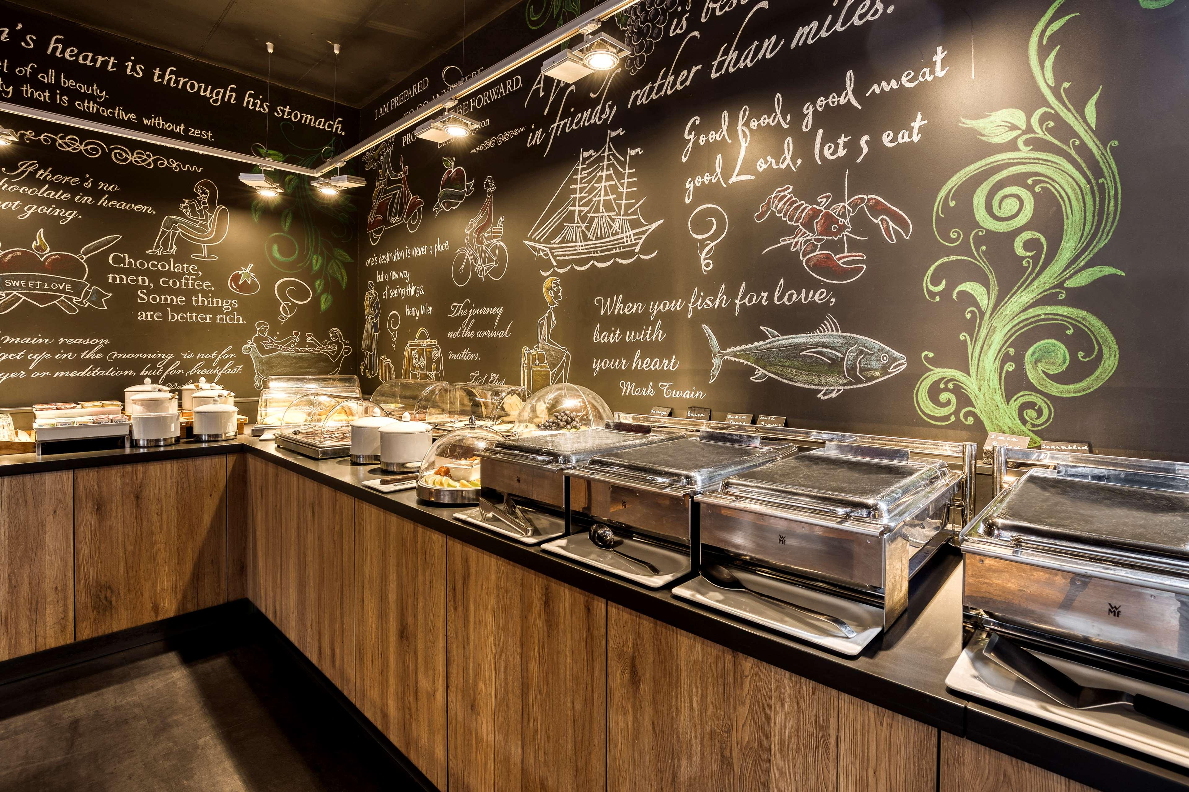 هتل Pentahotel Brussels Airport بروکسل