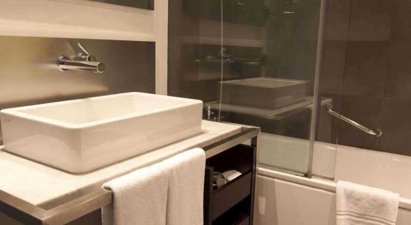 هتل SixtyTwo بارسلونا