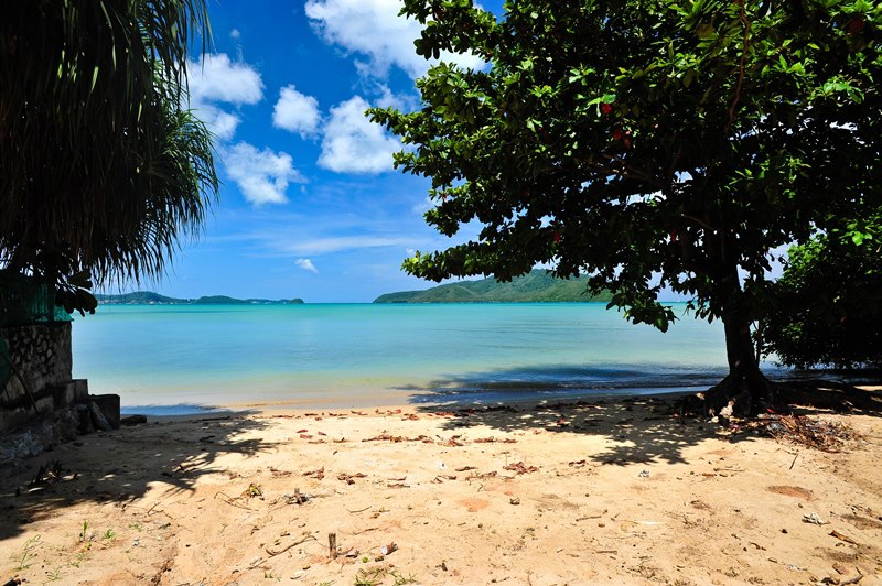 هتل Chalong Beach Front Residence پوکت