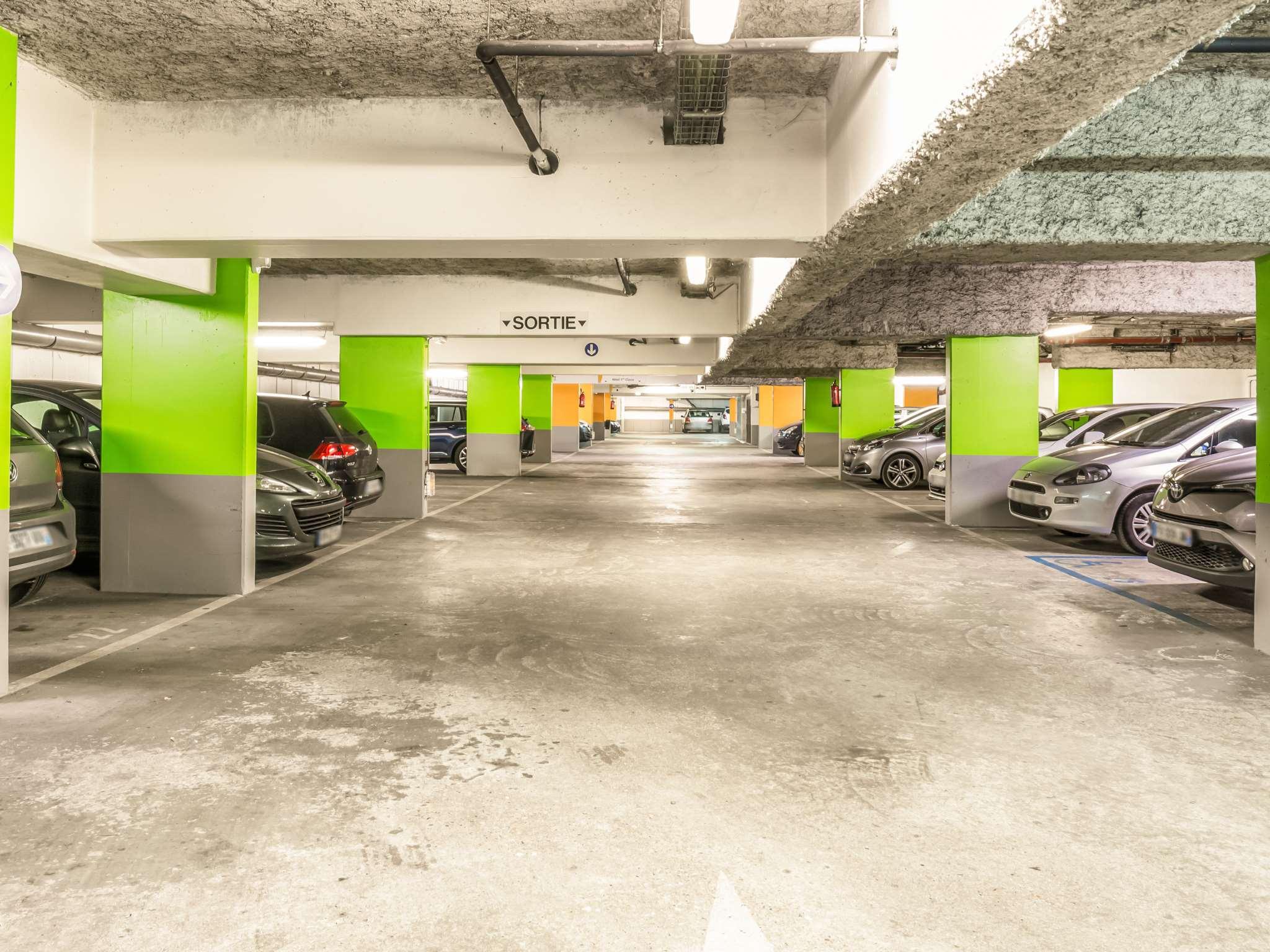 Alibaba https://cdn.alibaba.ir/ostorage/hotel/images/57F439DD/838F7B3BF9E9AEBC114C7778424CBA5C.jpg