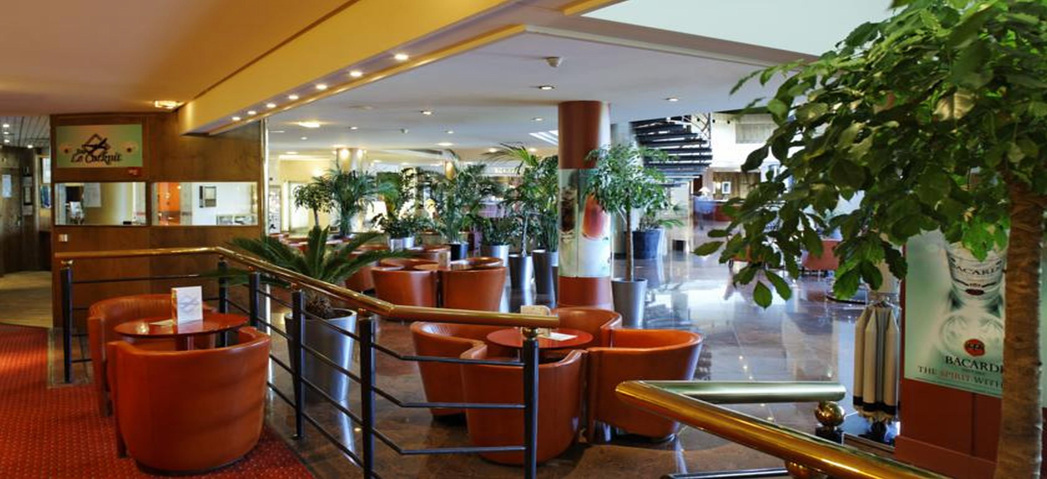 هتل Courtyard Paris Roissy Charles de Gaulle Airport Hotel Le Mesnil-Amelot