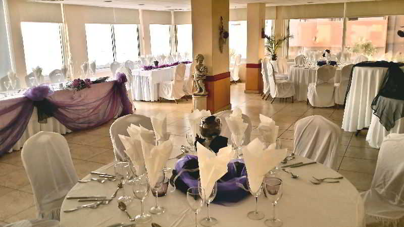 هتل Flamingo Beach Hotel لارناکا