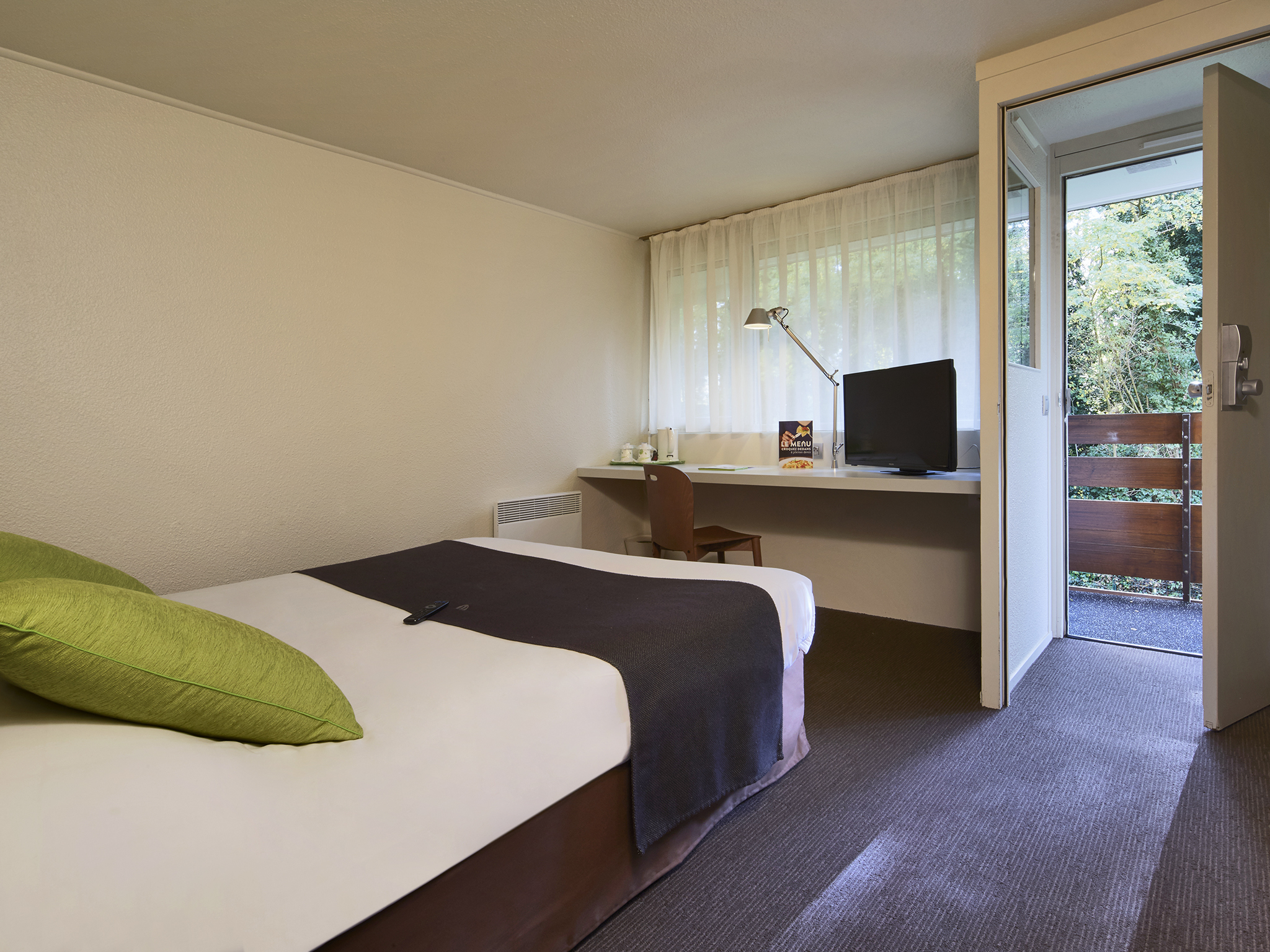 هتل Kyriad Paris Nord – Ecouen La Croix Verte Écouen