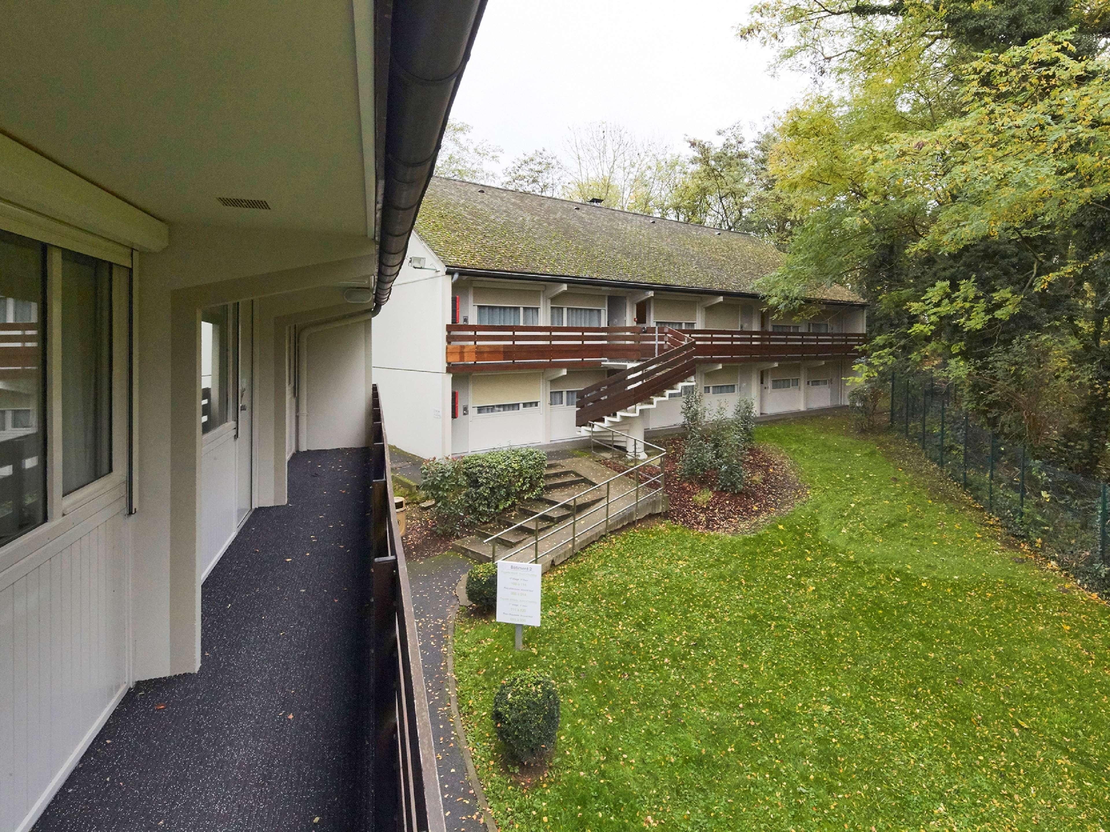 هتل Kyriad Paris Nord – Ecouen La Croix Verte Écouen