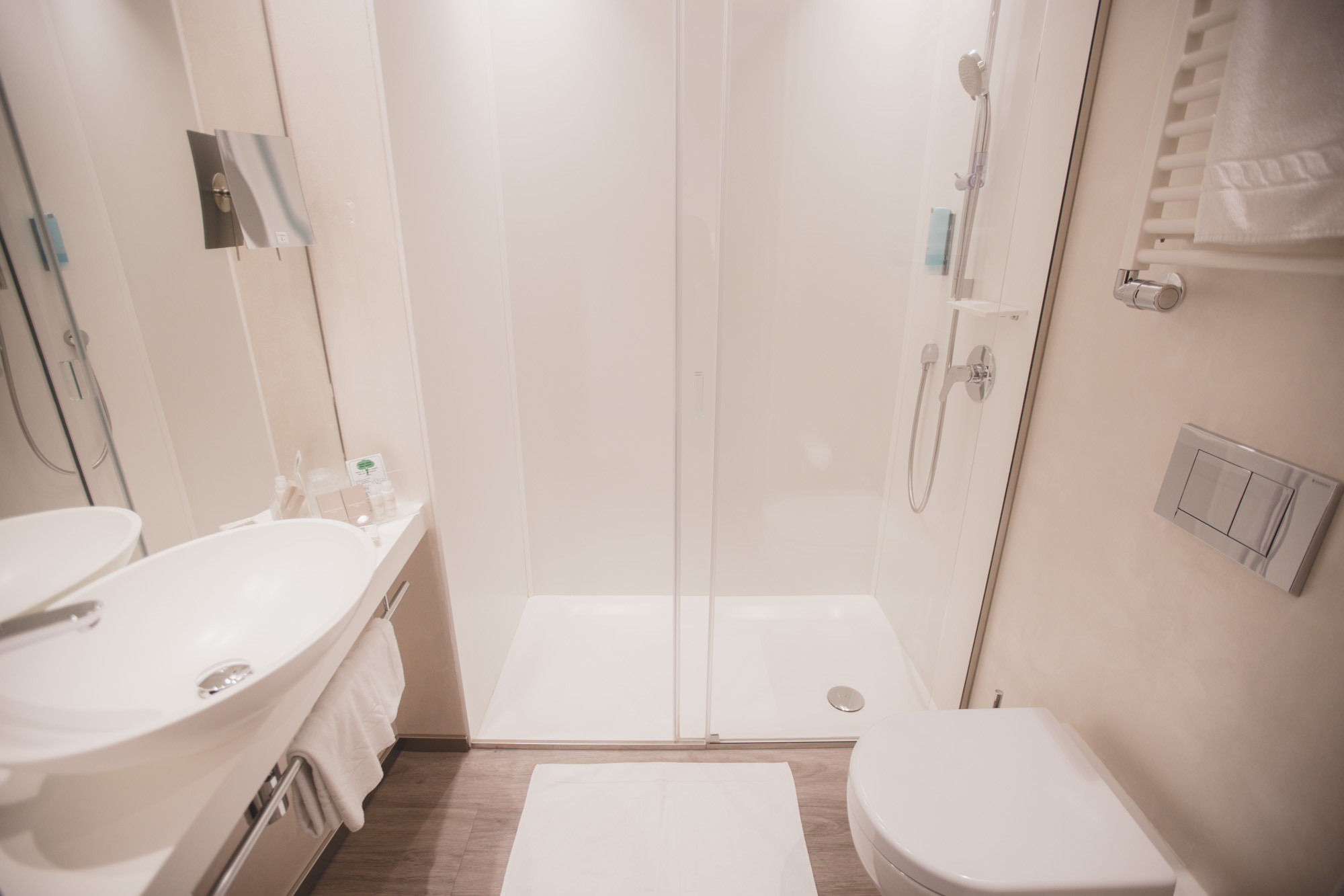 هتل Hotel City Lugano لوگانو