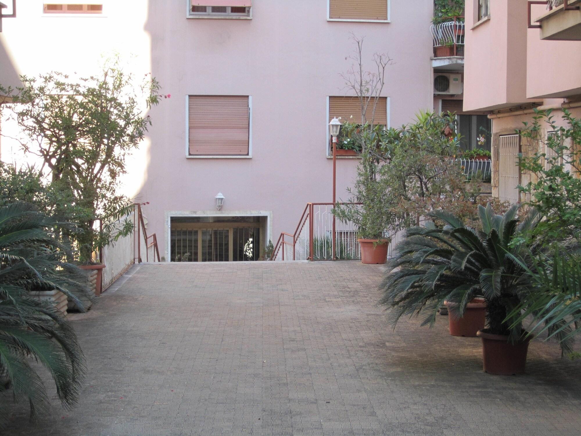 Alibaba https://cdn.alibaba.ir/ostorage/hotel/images/588DB666/FAAF63BC2DBD63A0368A4F9180360471.jpg