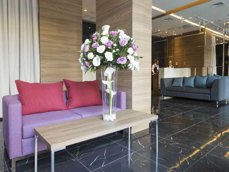 هتل 88 Rooms Hotel بلگراد