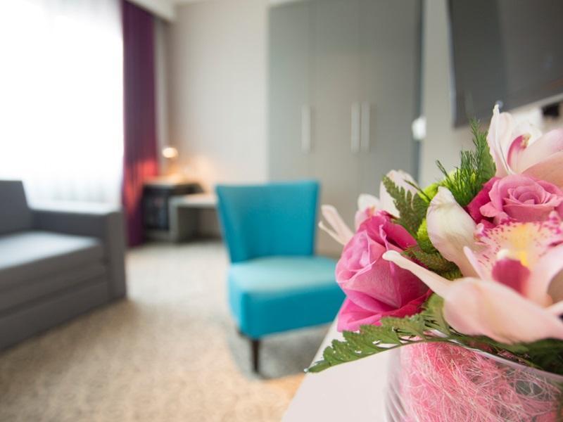 هتل 88 Rooms Hotel بلگراد