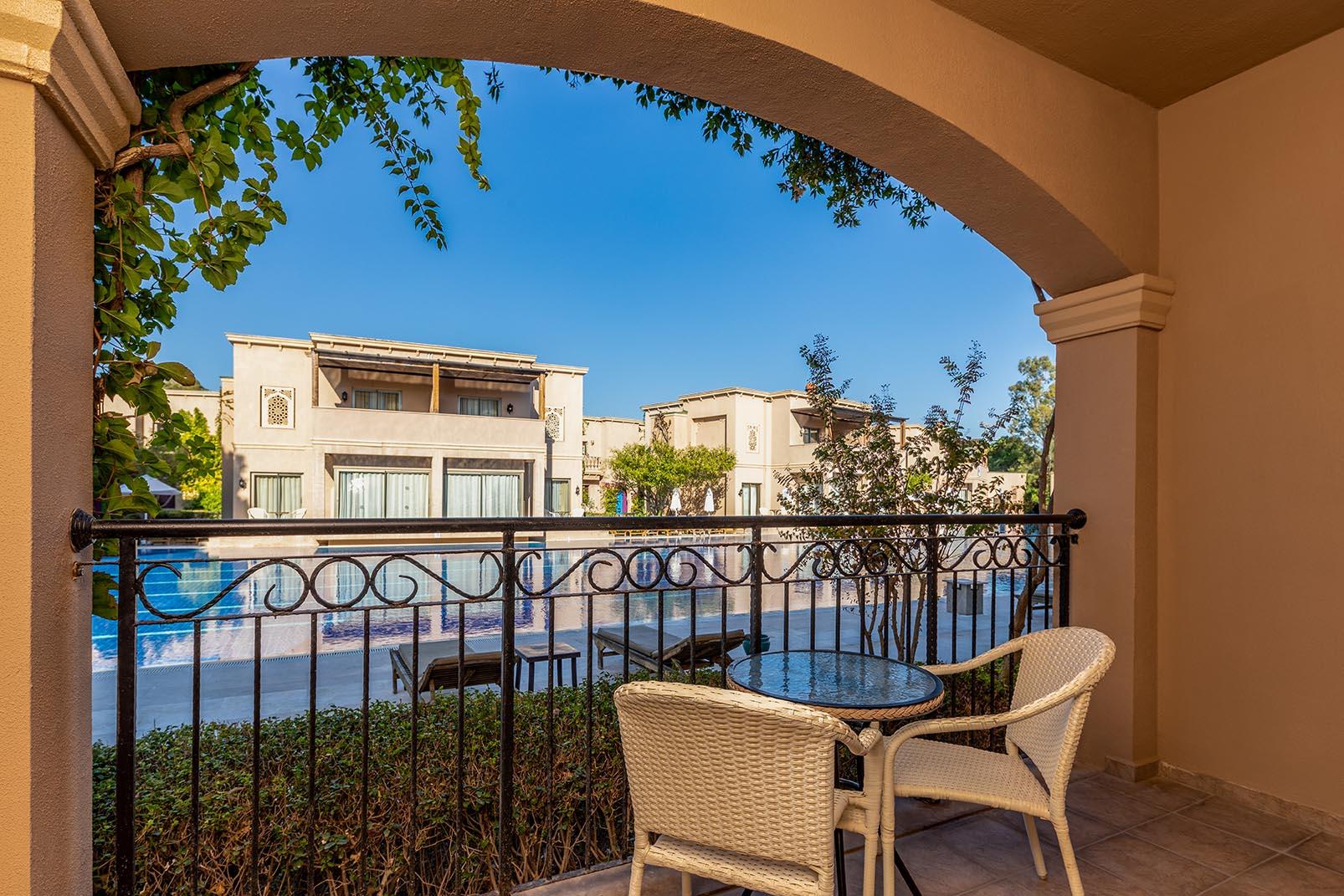 هتل اسپا اسپایس بلک