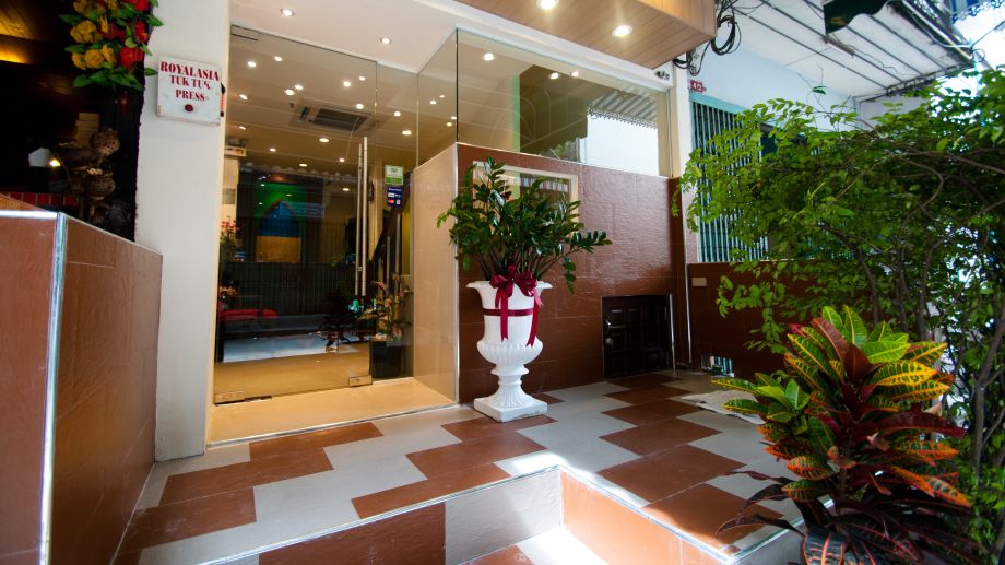 Alibaba https://cdn.alibaba.ir/ostorage/hotel/images/599F9D69/298BE1701873464DA67A1449A392F9A4.jpg